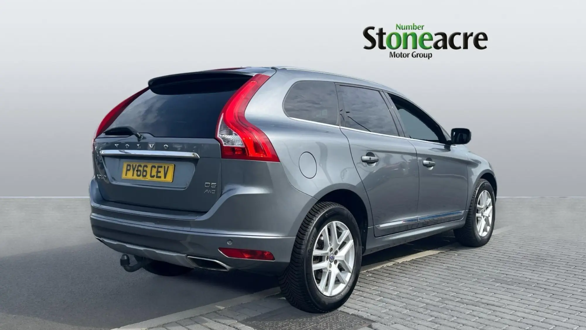 Volvo XC60 D5AWD SE Lux Nav Manual PY66CEV Image 2