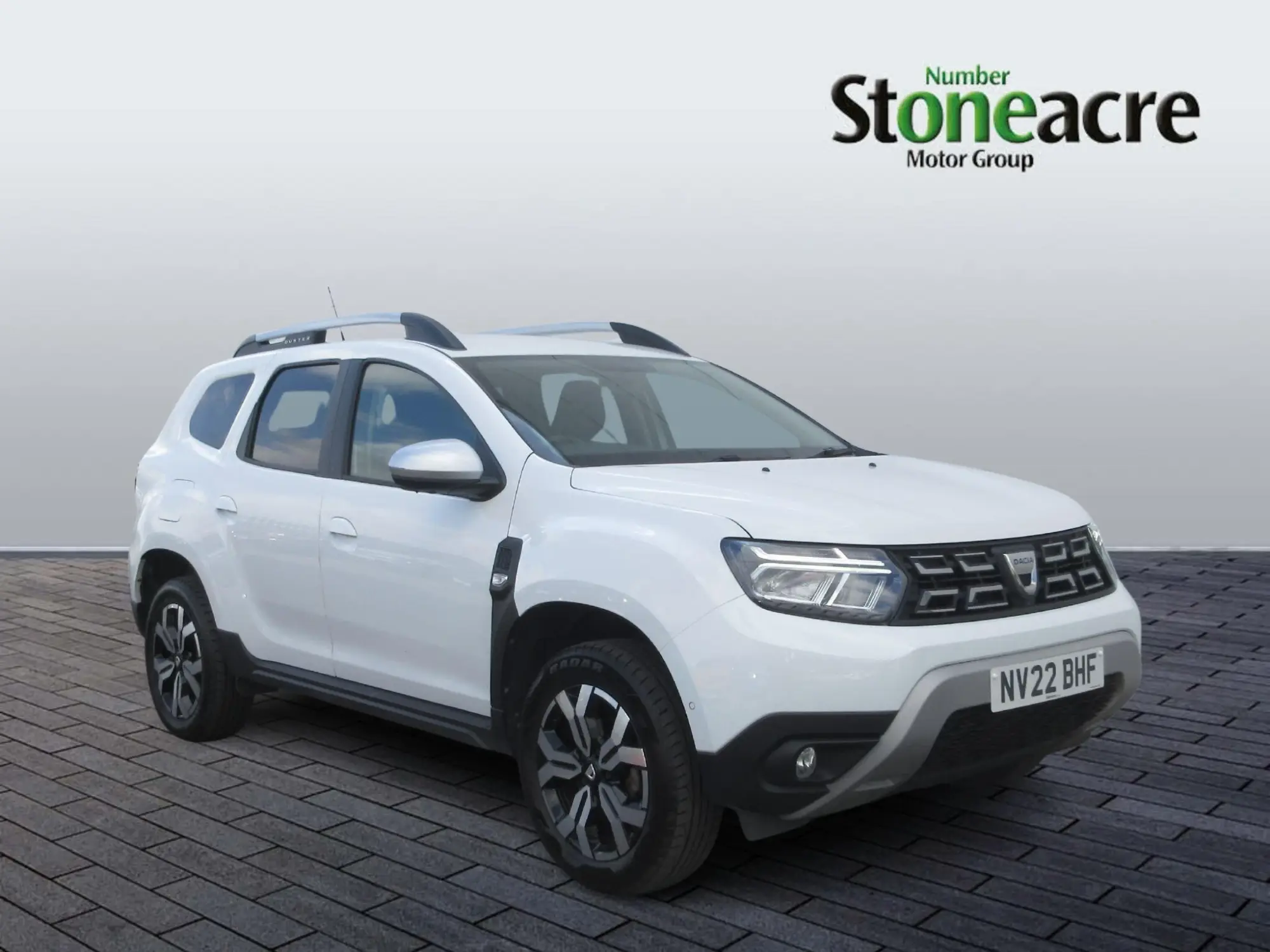 Dacia Duster 1.0 TCe 100 Bi-Fuel Prestige 5dr NV22BHF Image 1