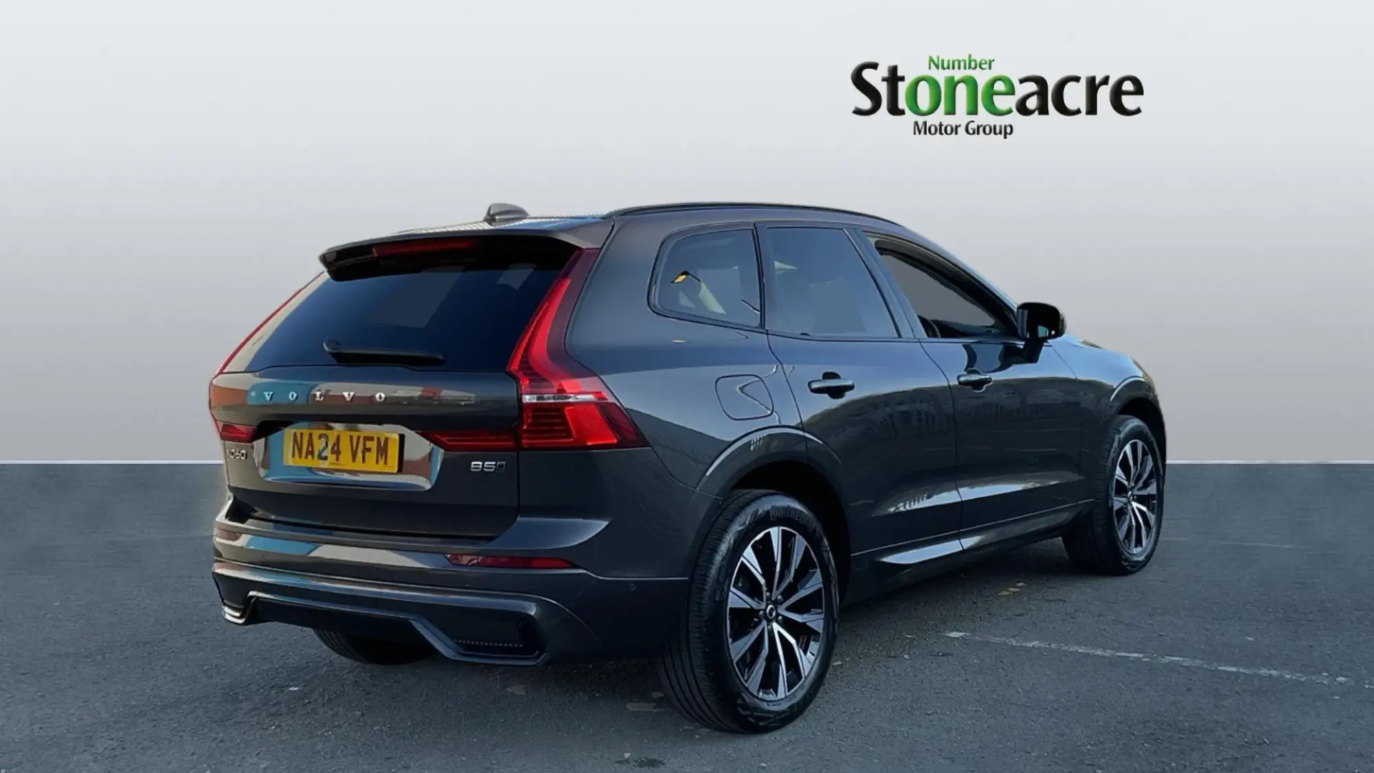 Volvo XC60 Plus Dark B5 (250 hp) NA24VFM Image 2