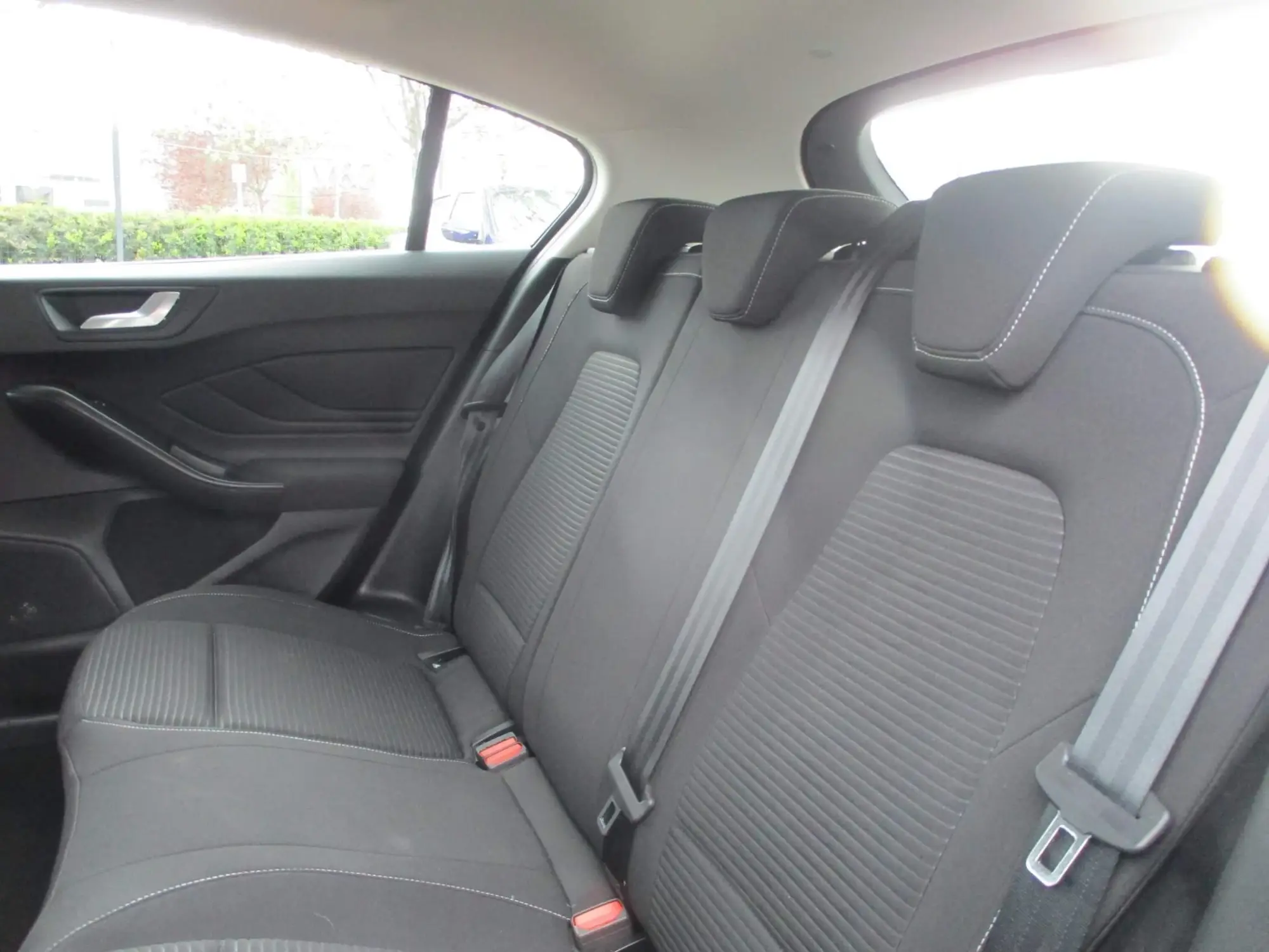 Ford Focus Image 18