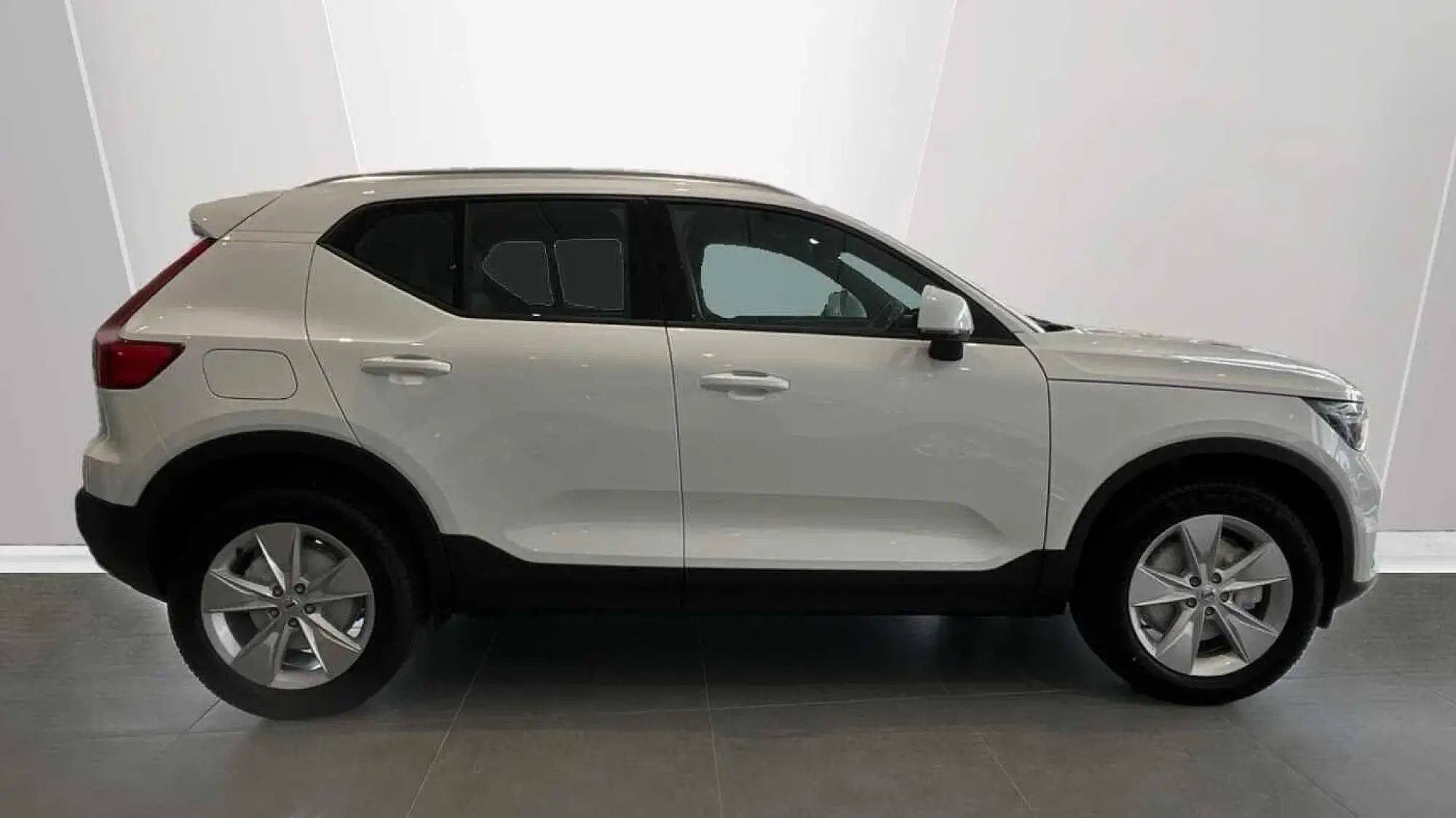 Volvo XC40 Image 3