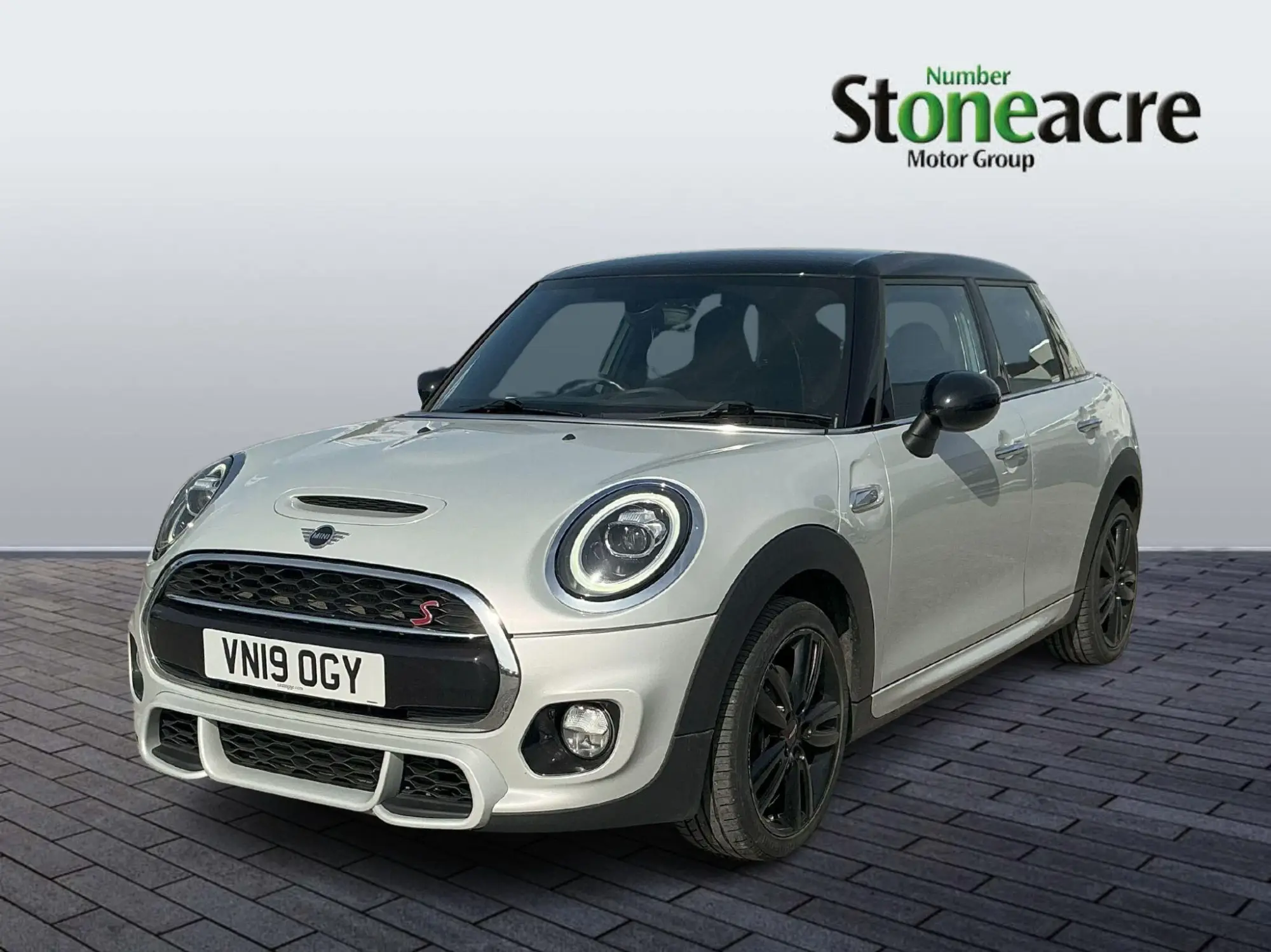MINI Hatch 2.0 Cooper S Sport Euro 6 (s/s) 5dr VN19OGY Image 3
