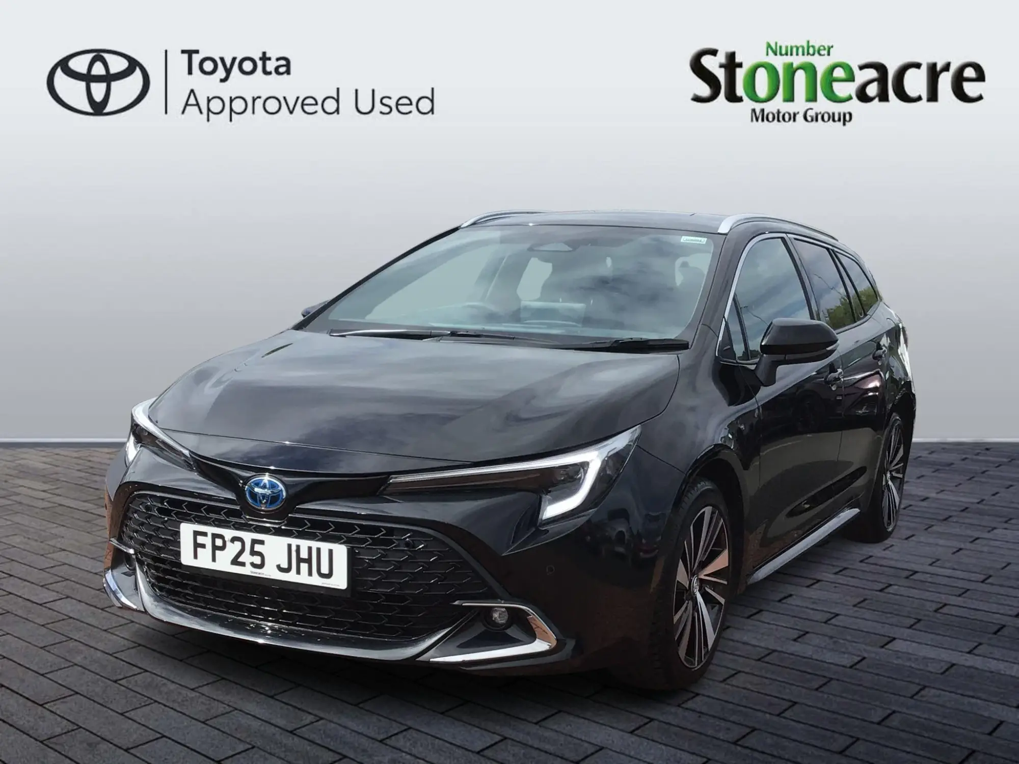 Toyota Corolla Touring Sports 1.8 VVT-h Design Touring Sports CVT Euro 6 (s/s) 5dr FP25JHU Image 3