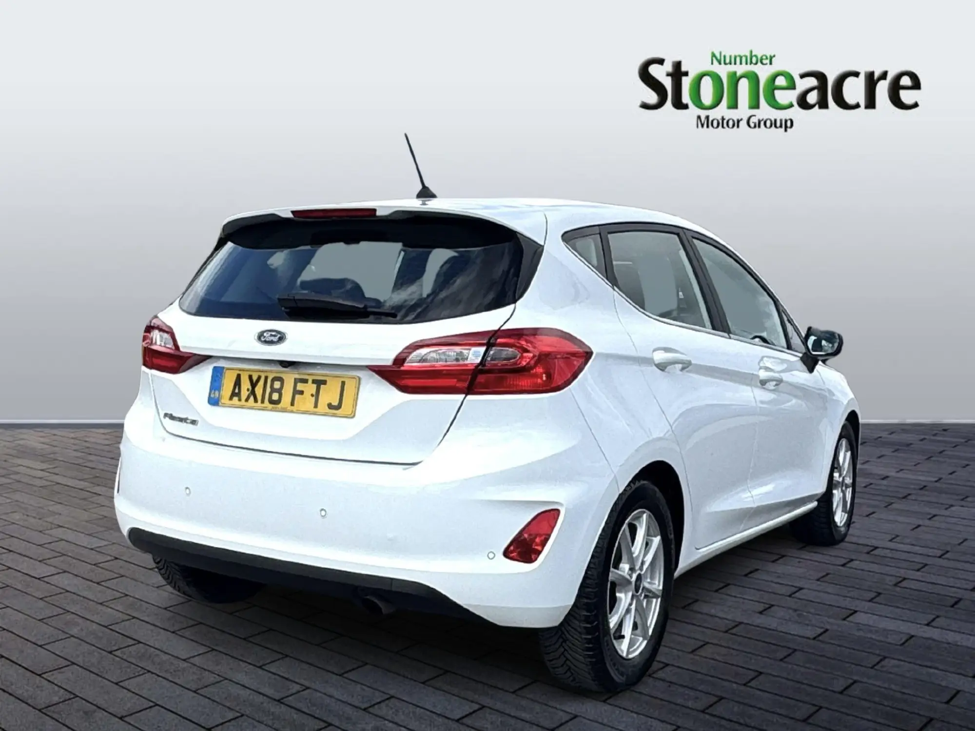 Ford Fiesta 1.0T EcoBoost Zetec Auto Euro 6 (s/s) 5dr AX18FTJ Image 3