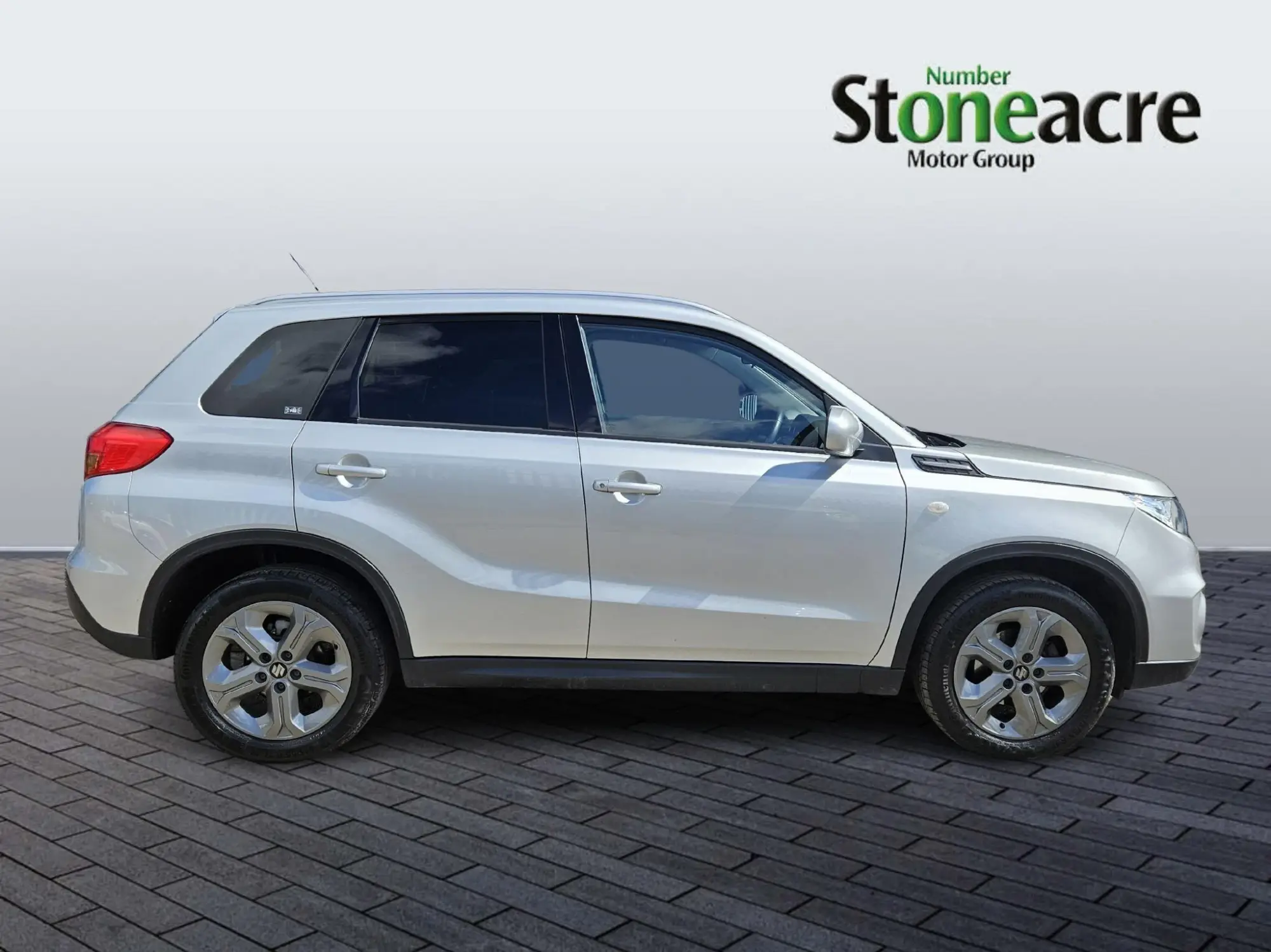 Suzuki Vitara 1.6 SZ-T 5dr NA66OFU Image 2