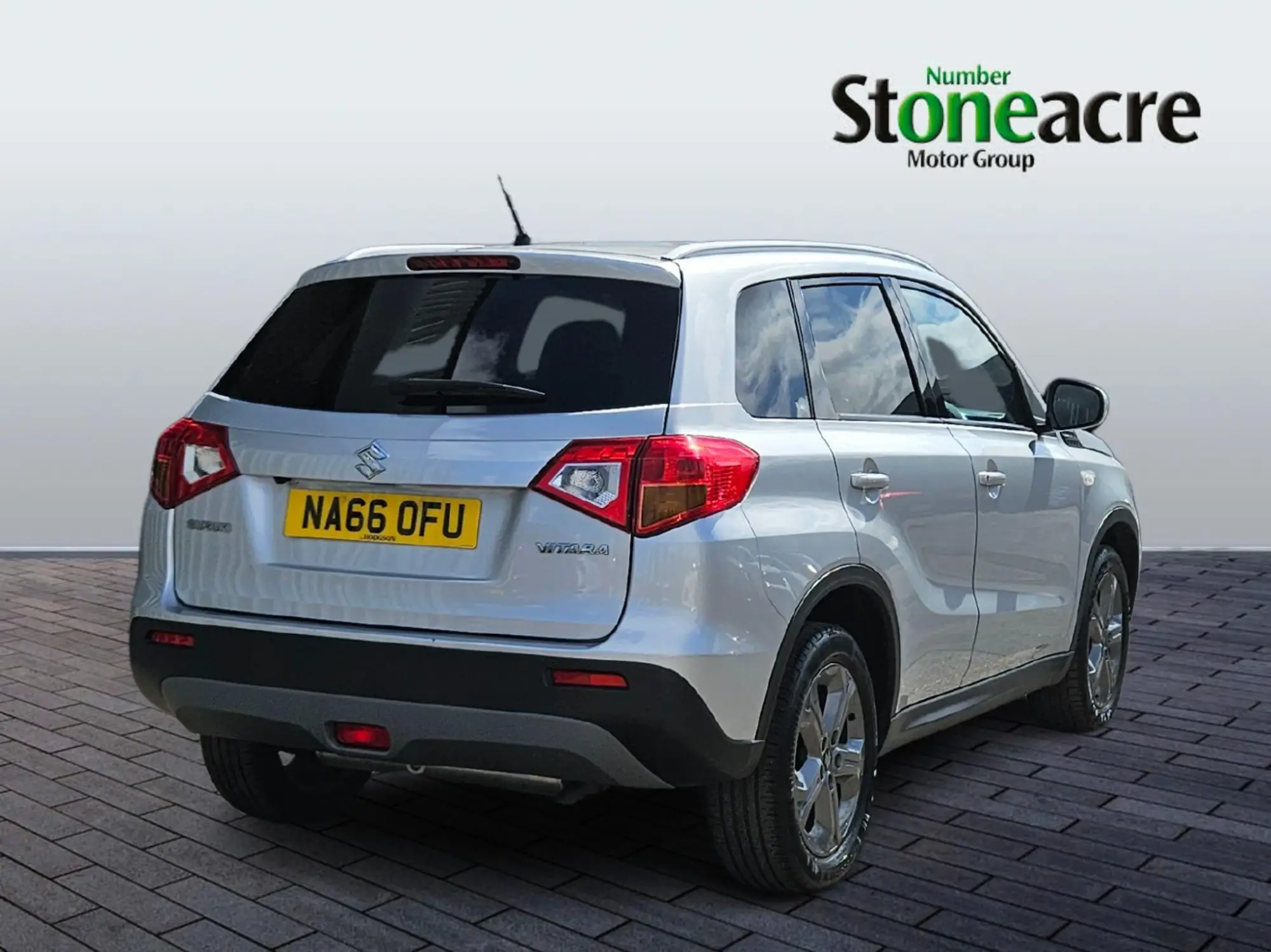 Suzuki Vitara 1.6 SZ-T 5dr NA66OFU Image 3
