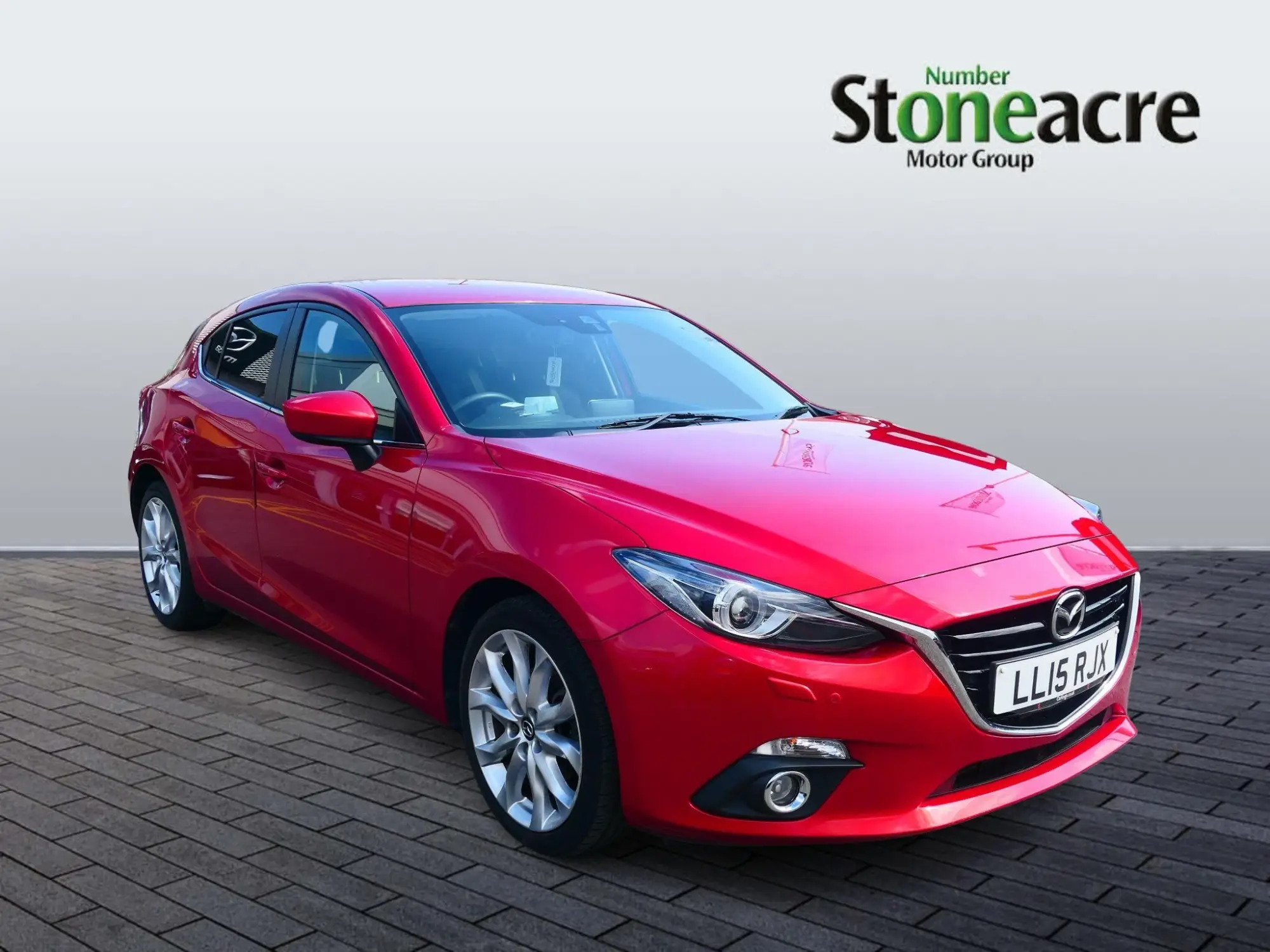 Mazda 3 2.2 SKYACTIV-D Sport Nav Euro 6 (s/s) 5dr LL15RJX Image 1