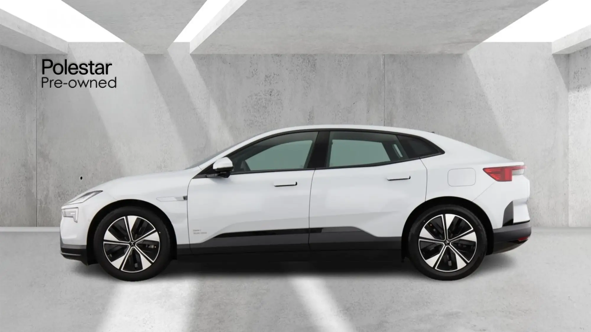 Polestar 4 Single Motor 100kWh Long Range Auto RWD 5dr OW74LVN Image 2
