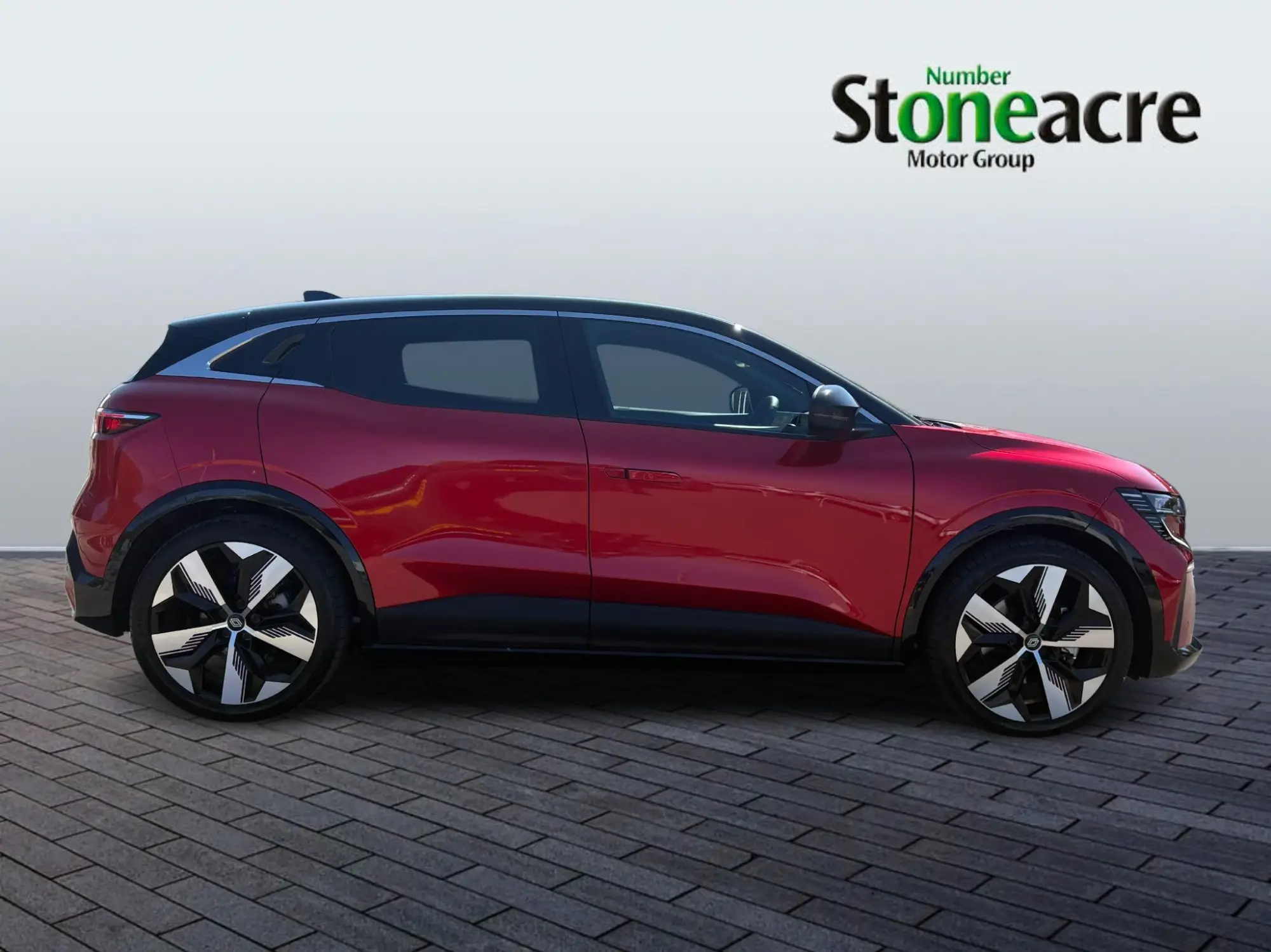 Renault Megane E-Tech Electric EV60 comfort range 60kWh techno Auto 5dr CA74XJO Image 2