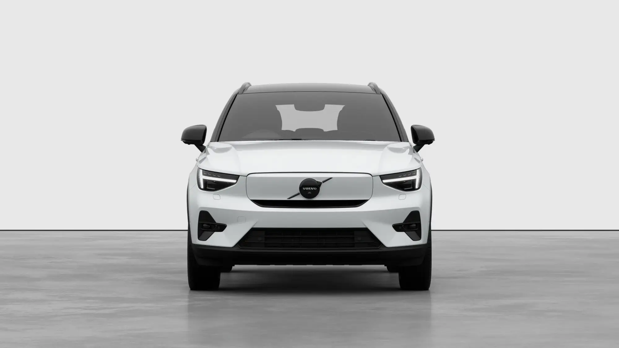 Volvo EX40 185kW Ext Range Plus Black Editon 82kWh 5dr Auto Image 2