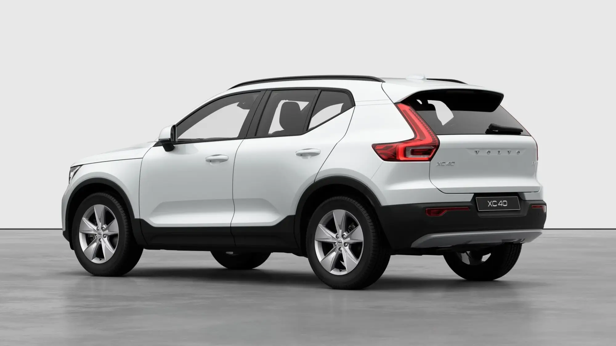 Volvo XC40 2.0 B3P Core 5dr Auto Image 3