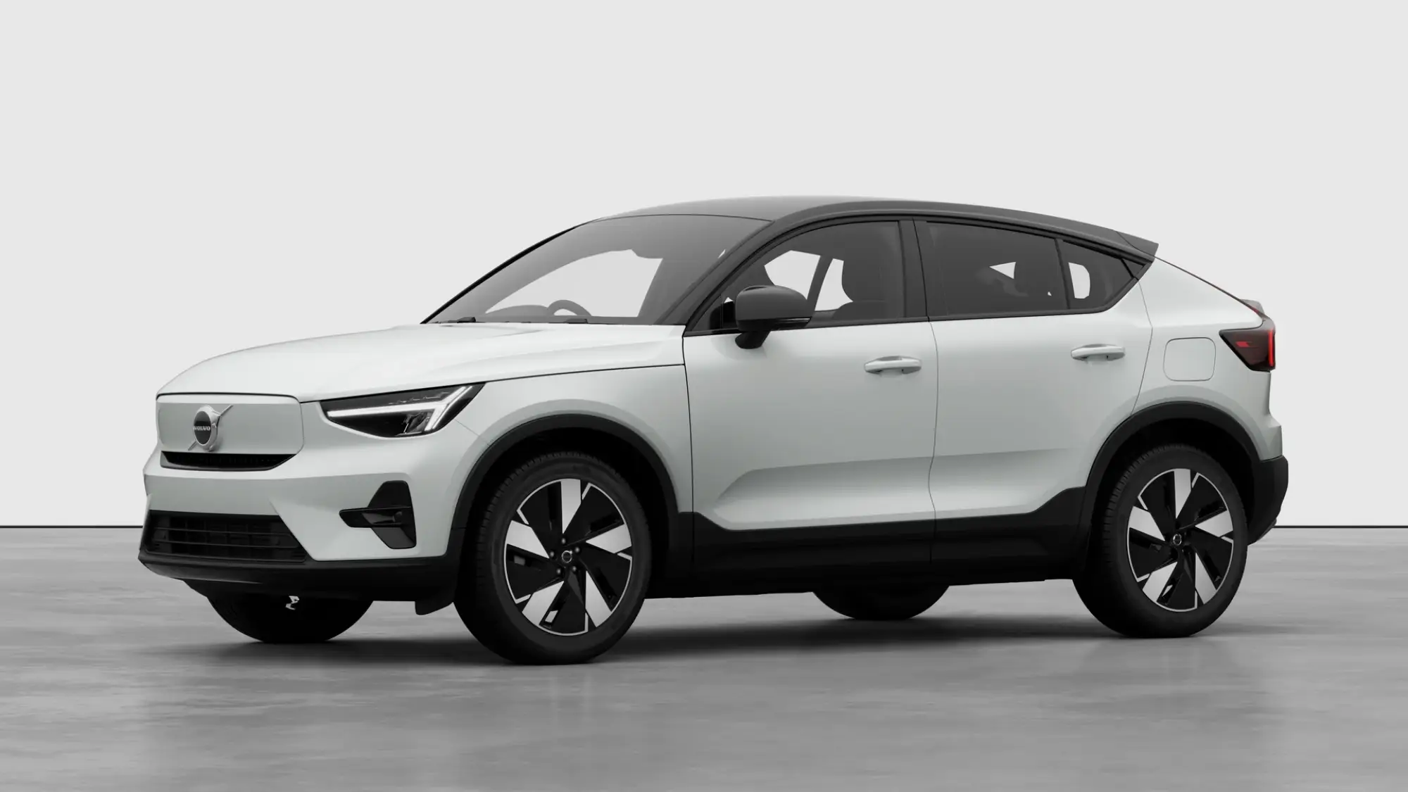 Volvo EC40 175kW Plus 69kWh 5dr Auto Image 1