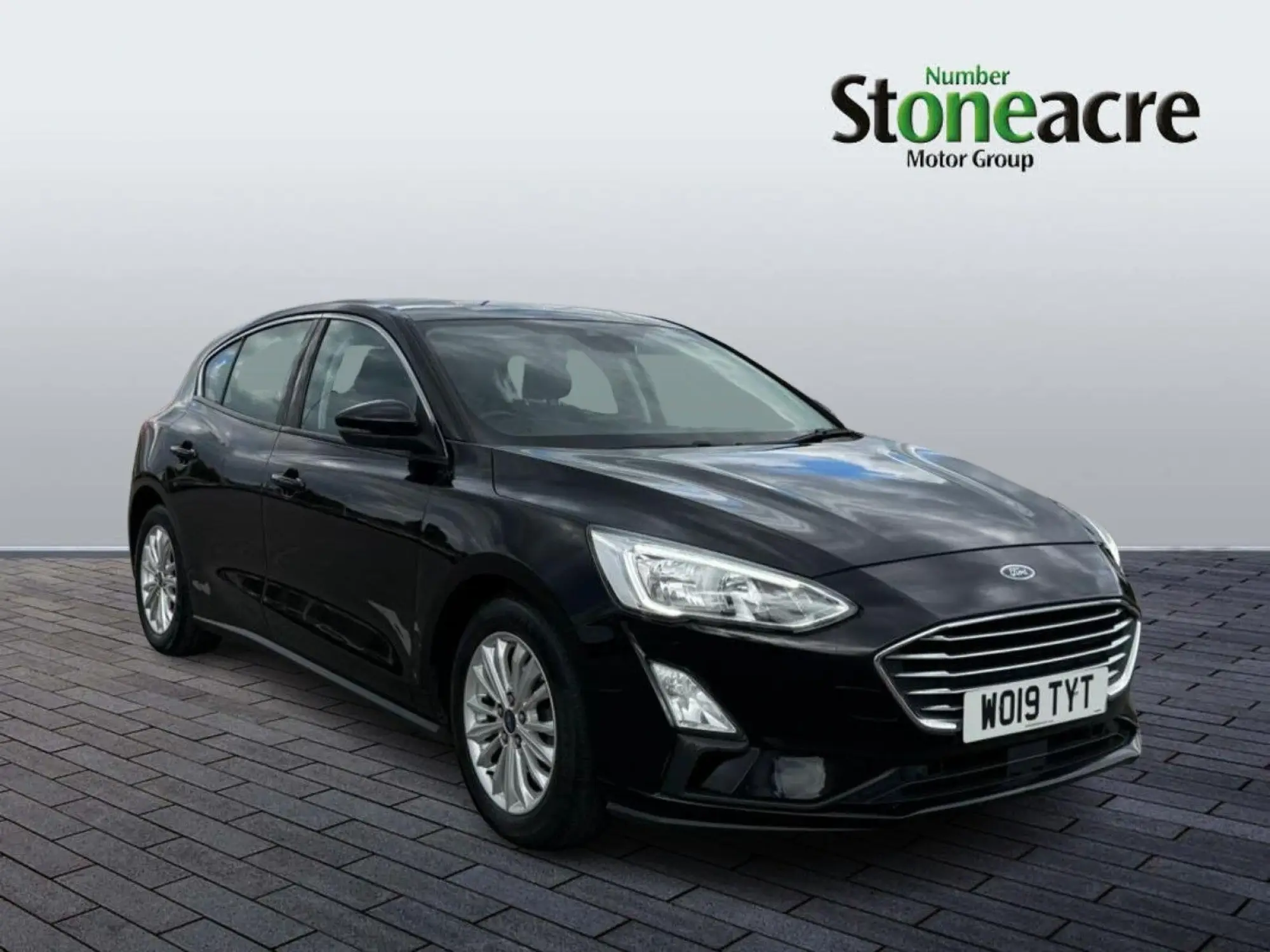 Ford Focus 1.0 EcoBoost 125 Titanium 5dr WO19TYT Image 1