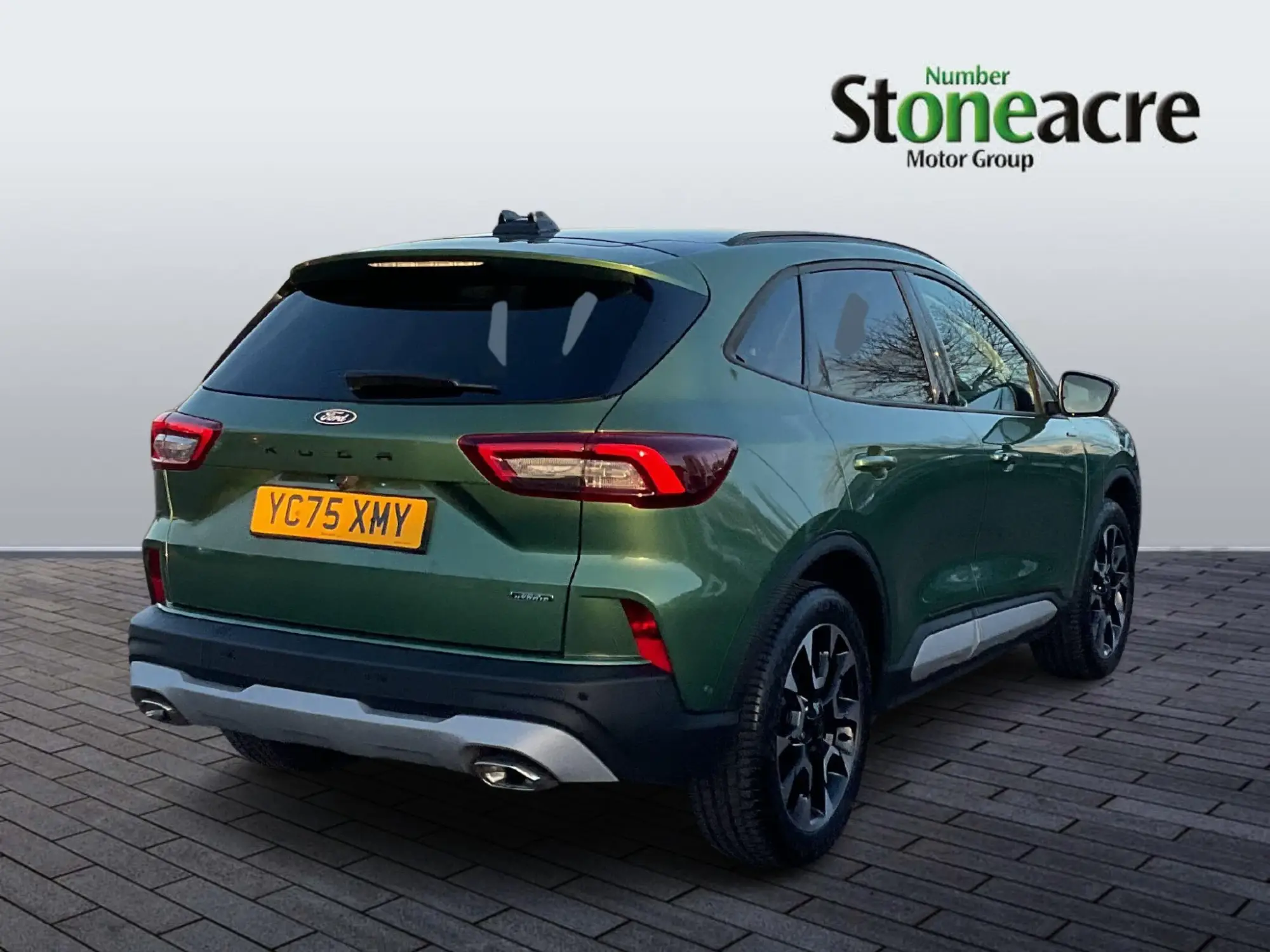 Ford Kuga Plug-in Hybrid 2.5 EcoBoost Duratec 14.4kWh Active CVT Euro 6 (s/s) 5dr YC75XMY Image 3