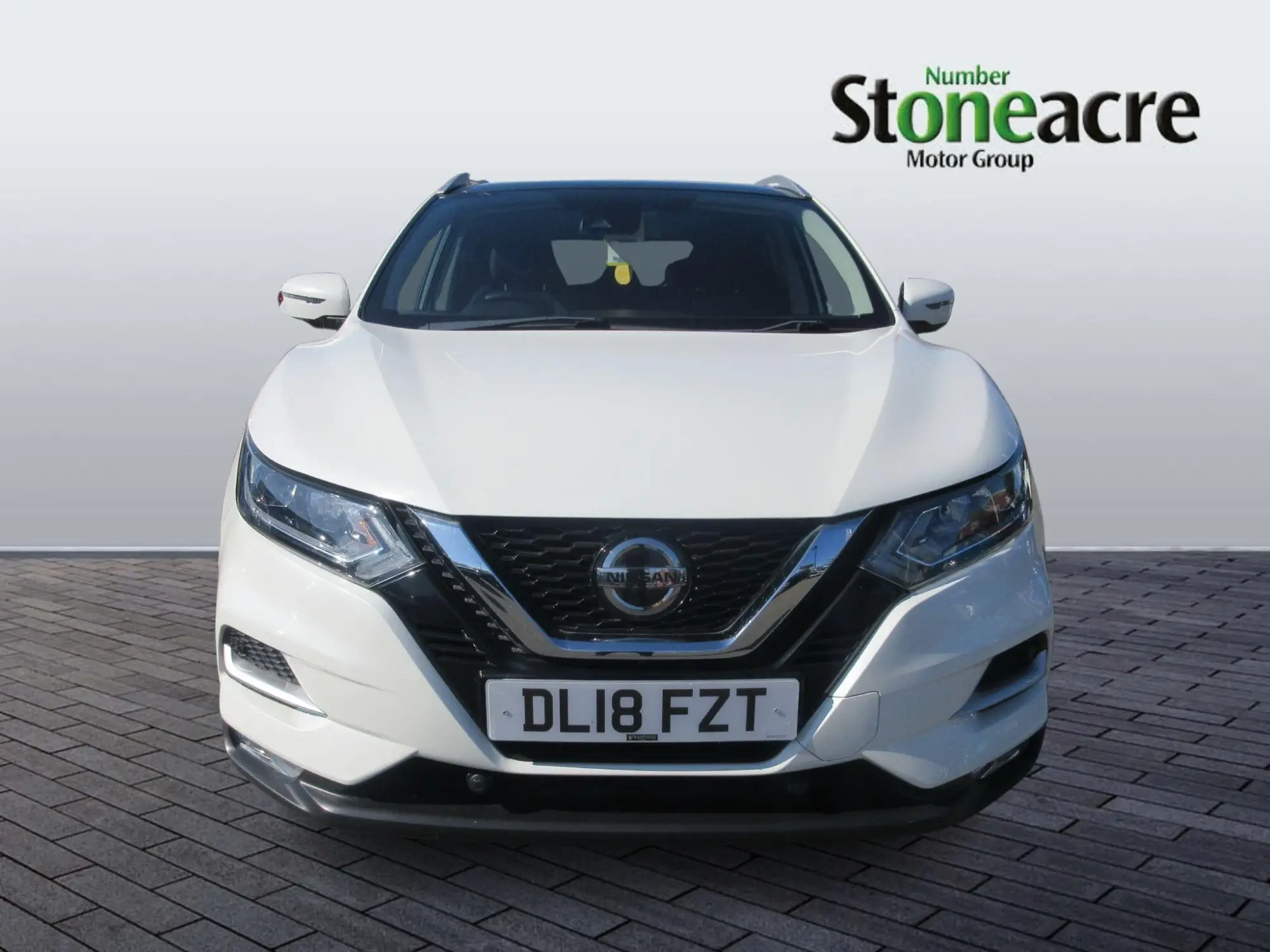 Nissan Qashqai 1.5 dCi N-Connecta 5dr DL18FZT Image 2