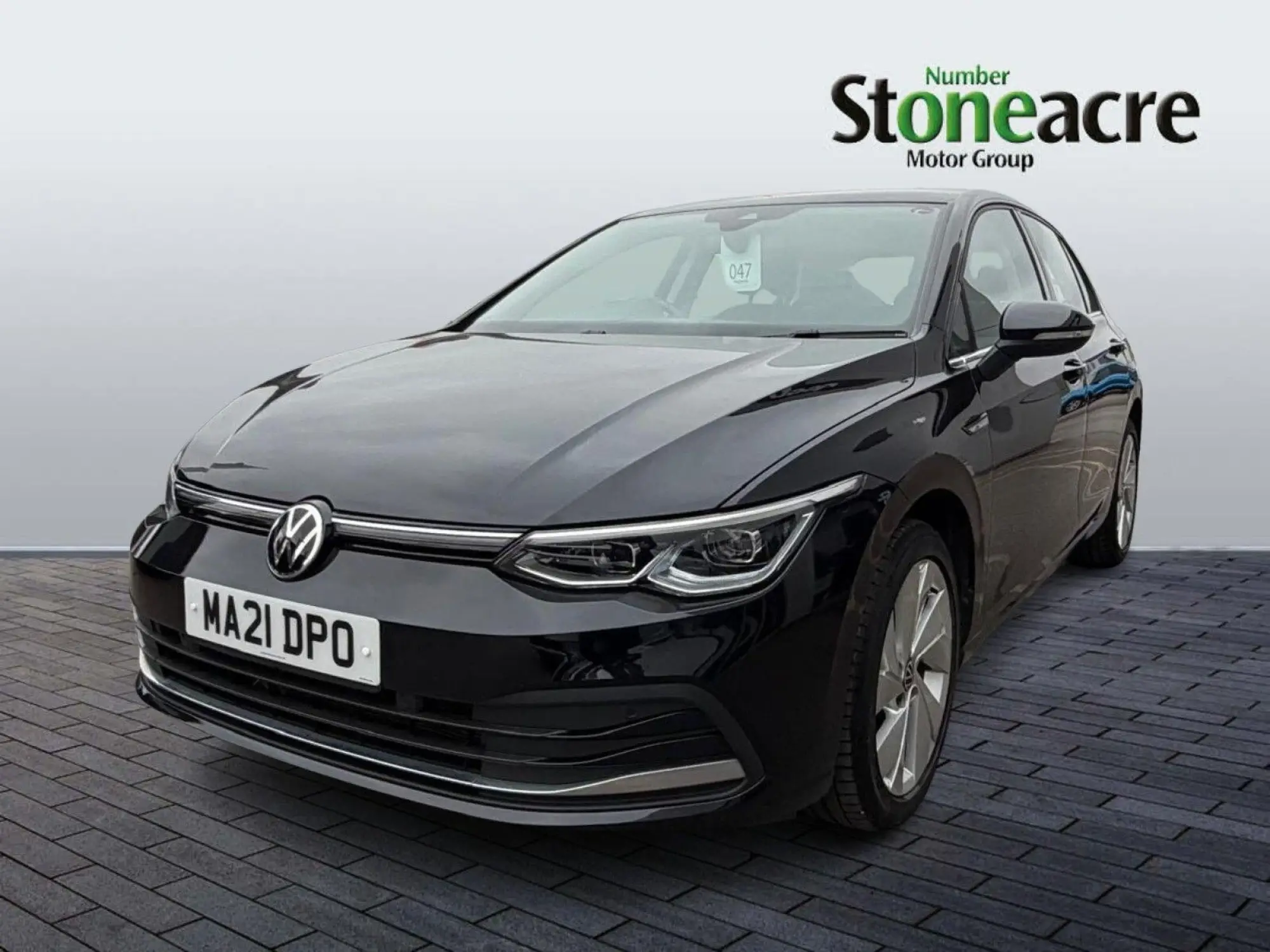 Volkswagen Golf 1.5 TSI Style Hatchback 5dr Petrol Manual Euro 6 (s/s) (130 ps) MA21DPO Image 3