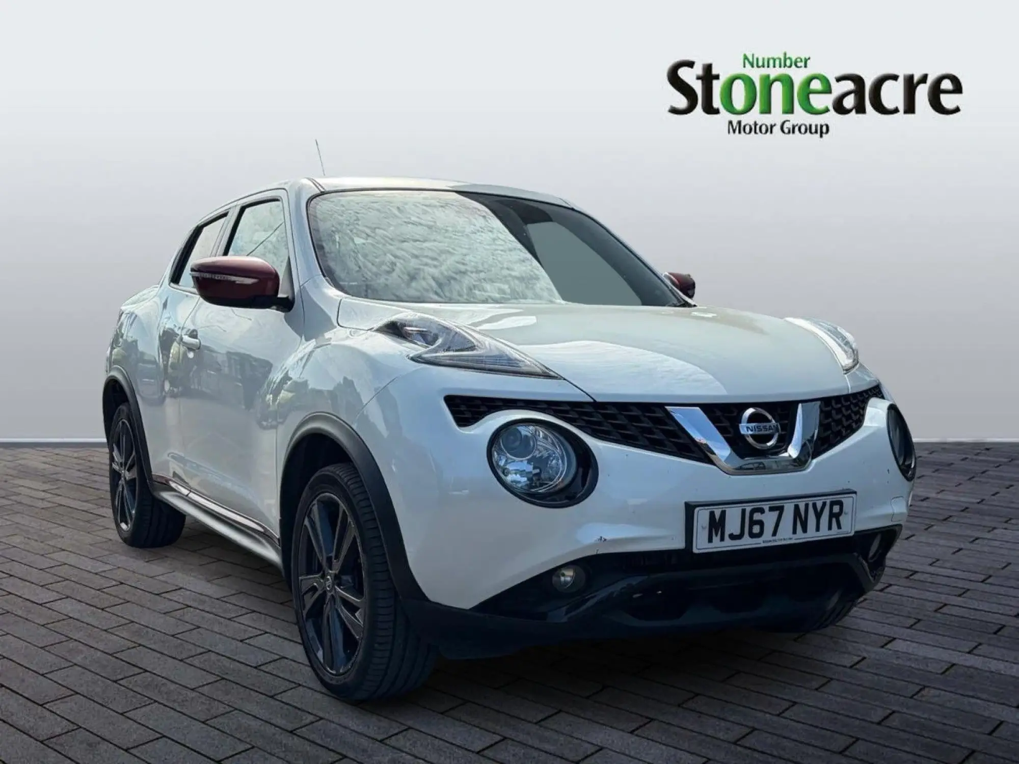 Nissan Juke 1.2 DIG-T Envy Euro 6 (s/s) 5dr MJ67NYR Image 1