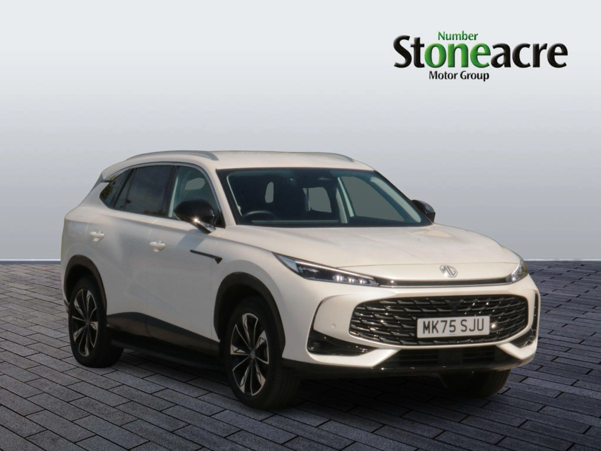 MG HS Plug-in Hybrid