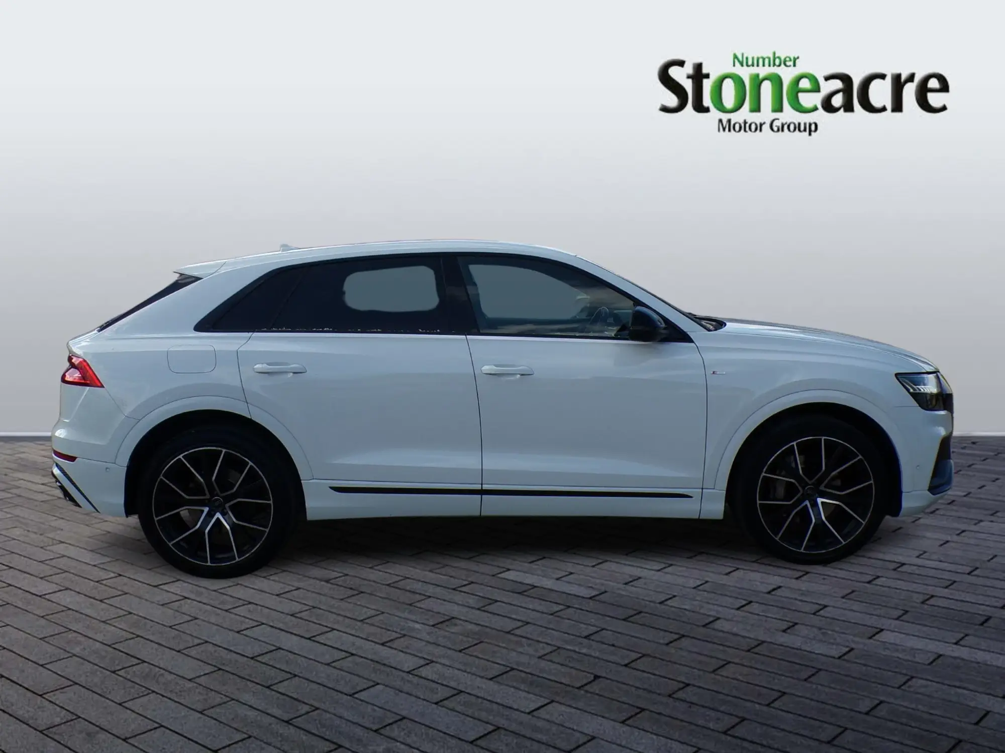Audi Q8 Image 2