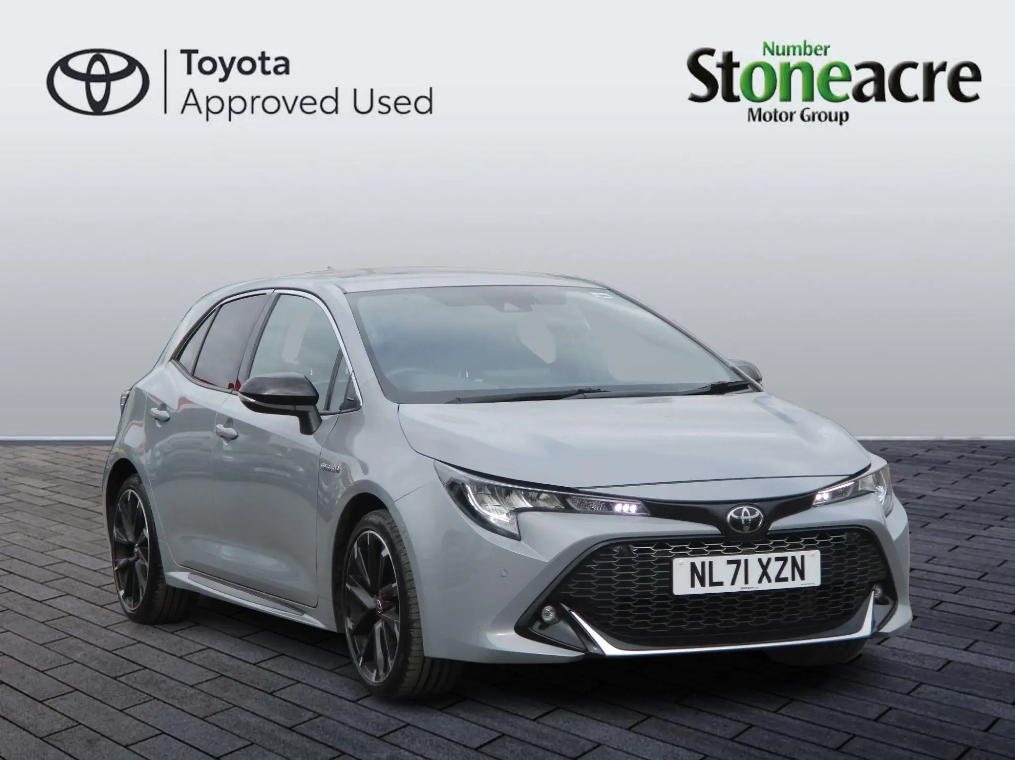 Toyota Corolla Hatchback 2.0 VVT-i Hybrid GR Sport 5dr CVT NL71XZN Image 1
