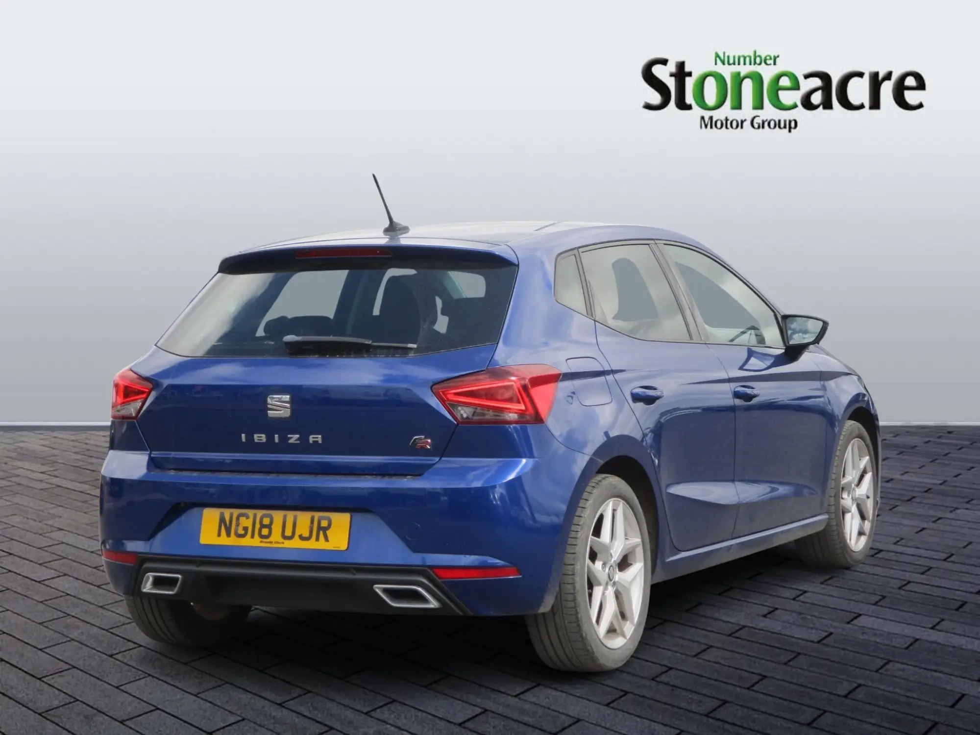 SEAT Ibiza 1.0 TSI FR Euro 6 (s/s) 5dr NG18UJR Image 3