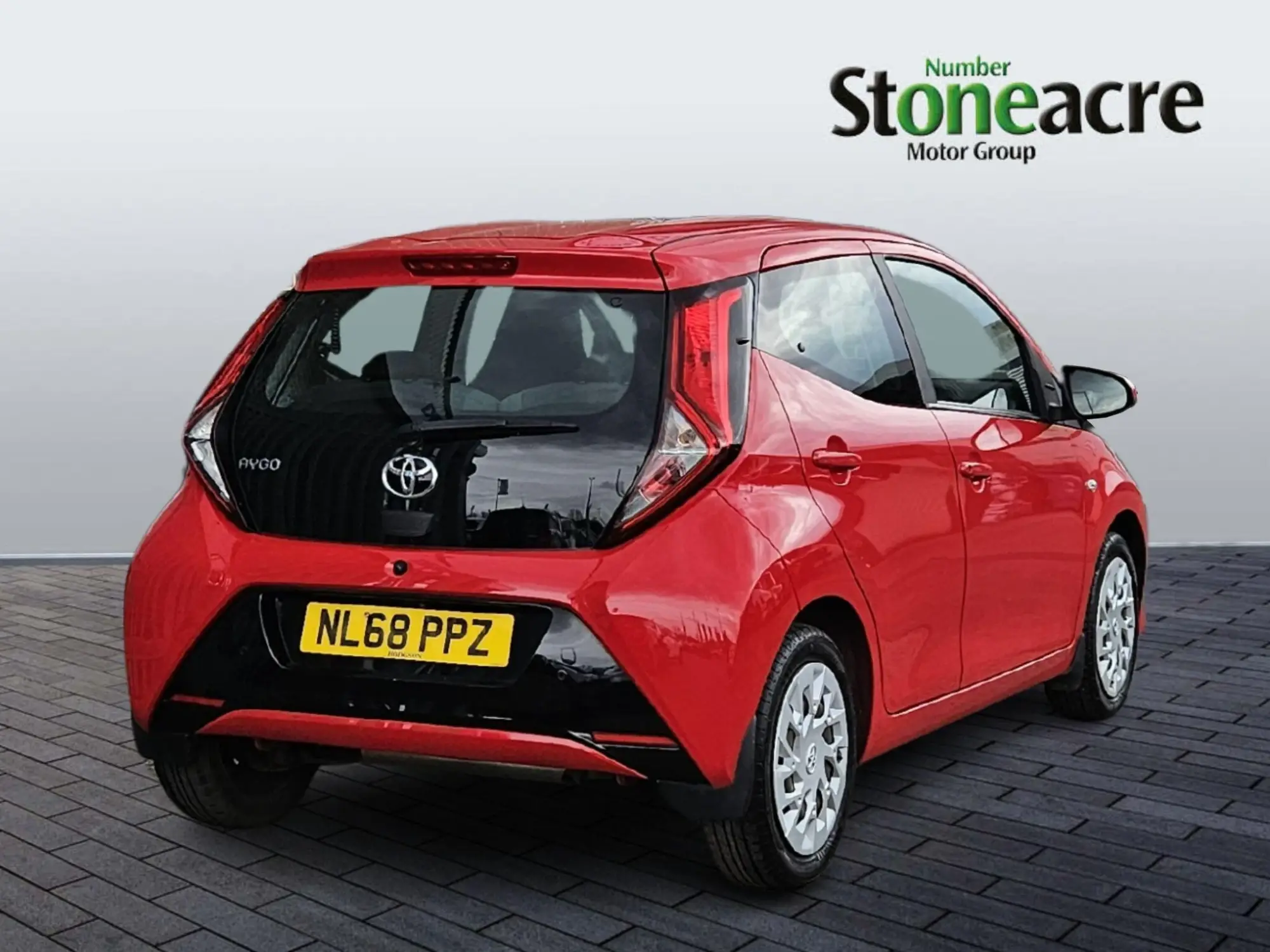Toyota Aygo 1.0 VVT-i X-Play 5dr NL68PPZ Image 3