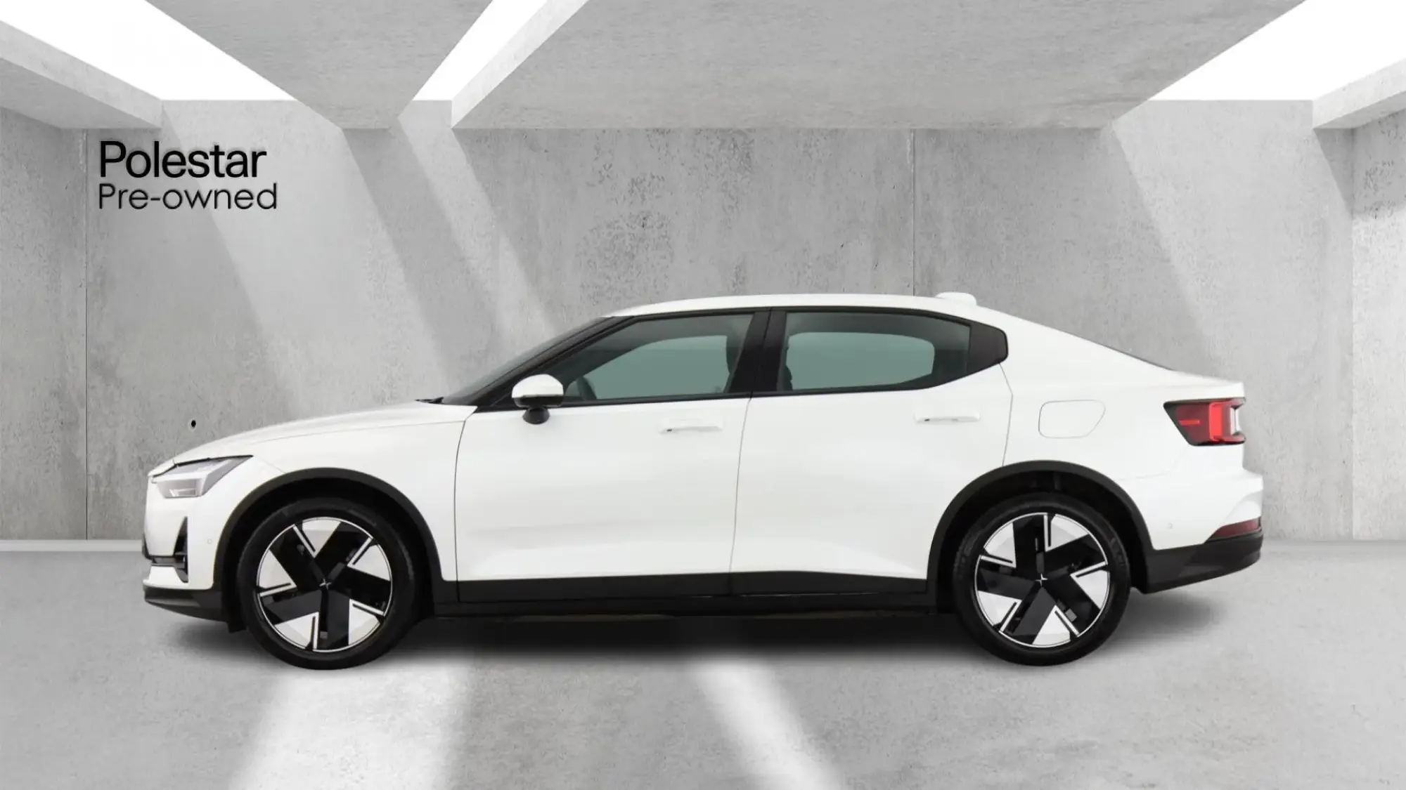 Polestar 2 Single Motor 82kWh Long Range Fastback Auto RWD 5dr OW25GGE Image 2