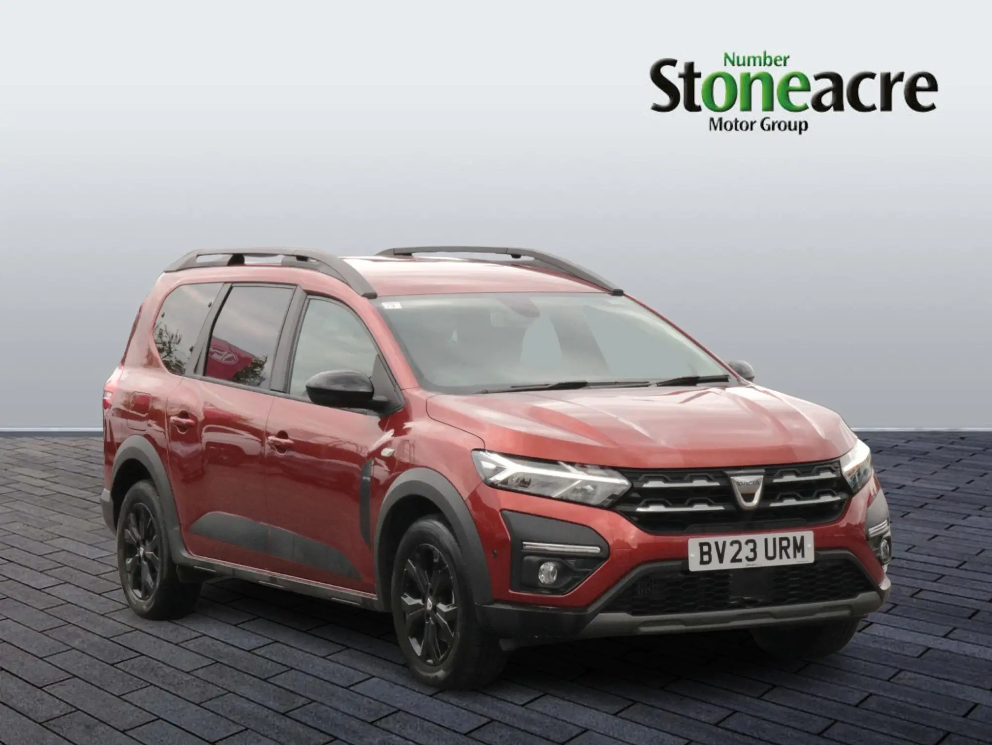 Dacia Jogger Extreme SE TCe 110 4x2 BV23URM Image 1