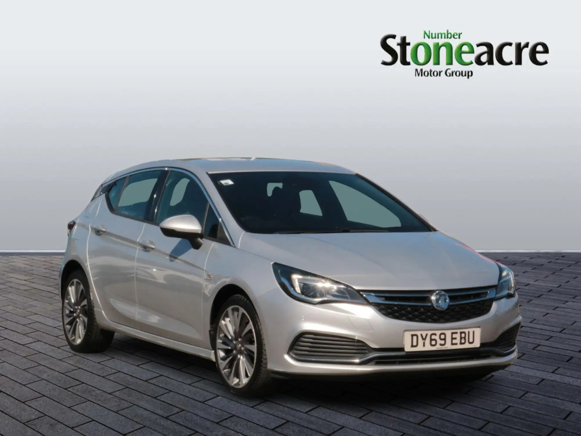 Vauxhall Astra 1.4i Turbo SRi VX Line Nav Euro 6 (s/s) 5dr DY69EBU Image 1