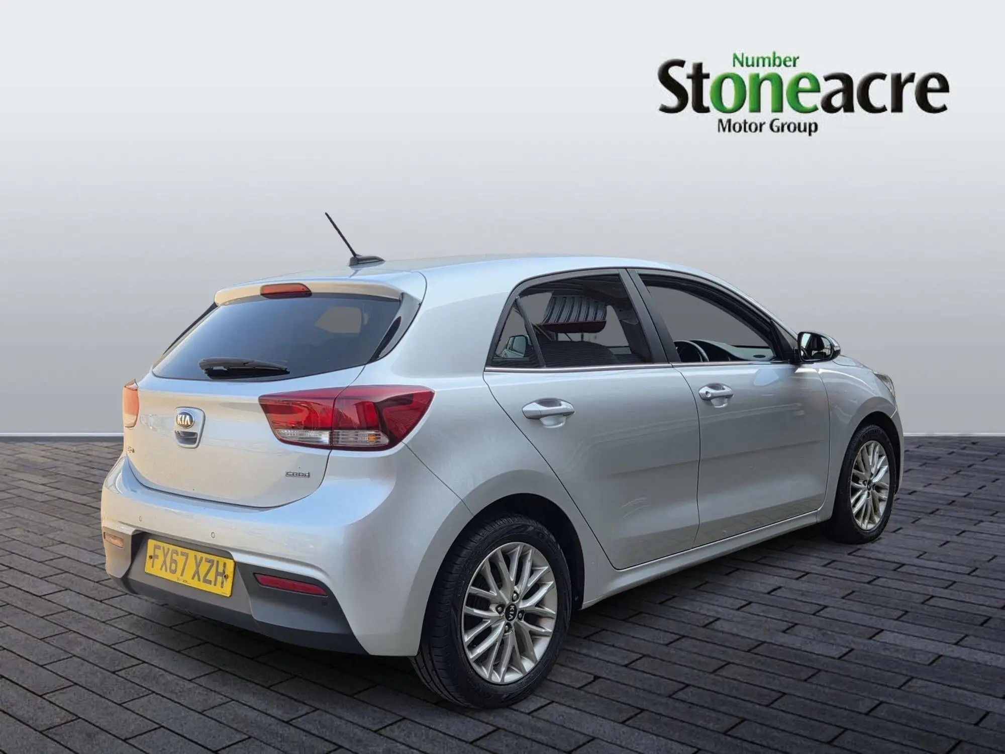 Kia Rio 1.4 CRDi 3 Euro 6 (s/s) 5dr FX67XZH Image 3