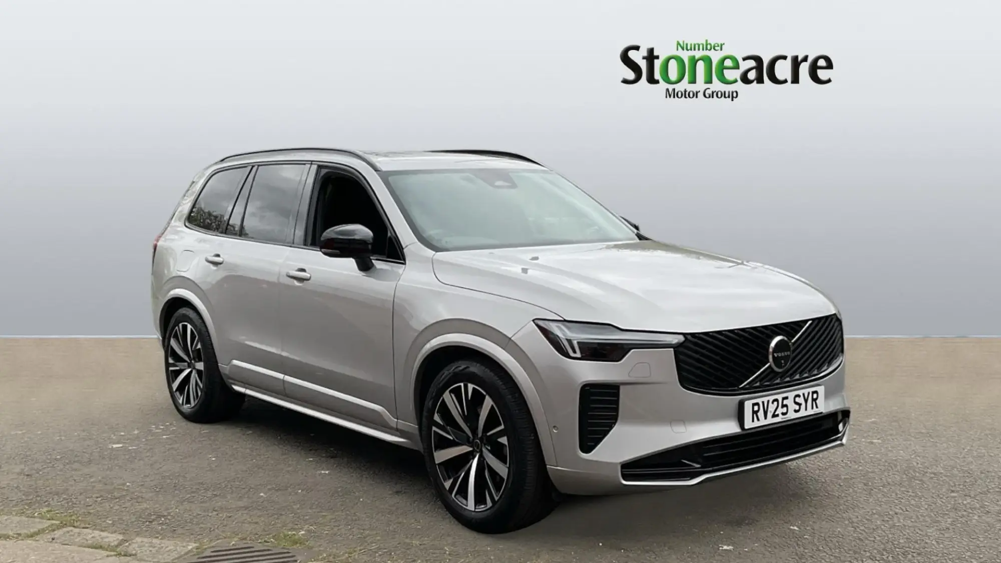 Volvo XC90 2.0 B5 MHEV Plus Auto 4WD Euro 6 (s/s) 5dr RV25SYR Image 1