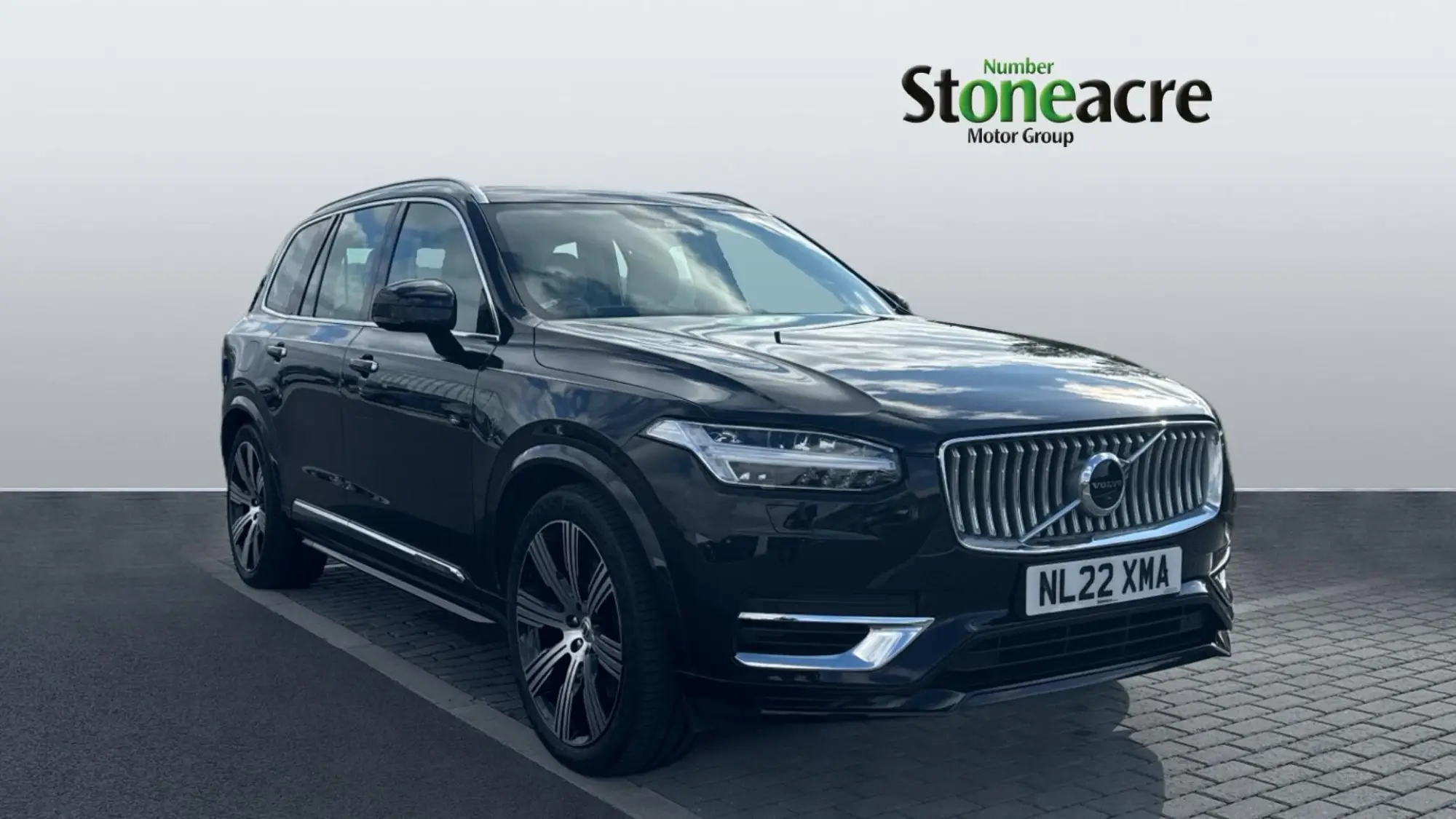 Volvo XC90 2.0h T8 Recharge 18.8kWh Inscription Pro Auto 4WD Euro 6 (s/s) 5dr NL22XMA Image 1