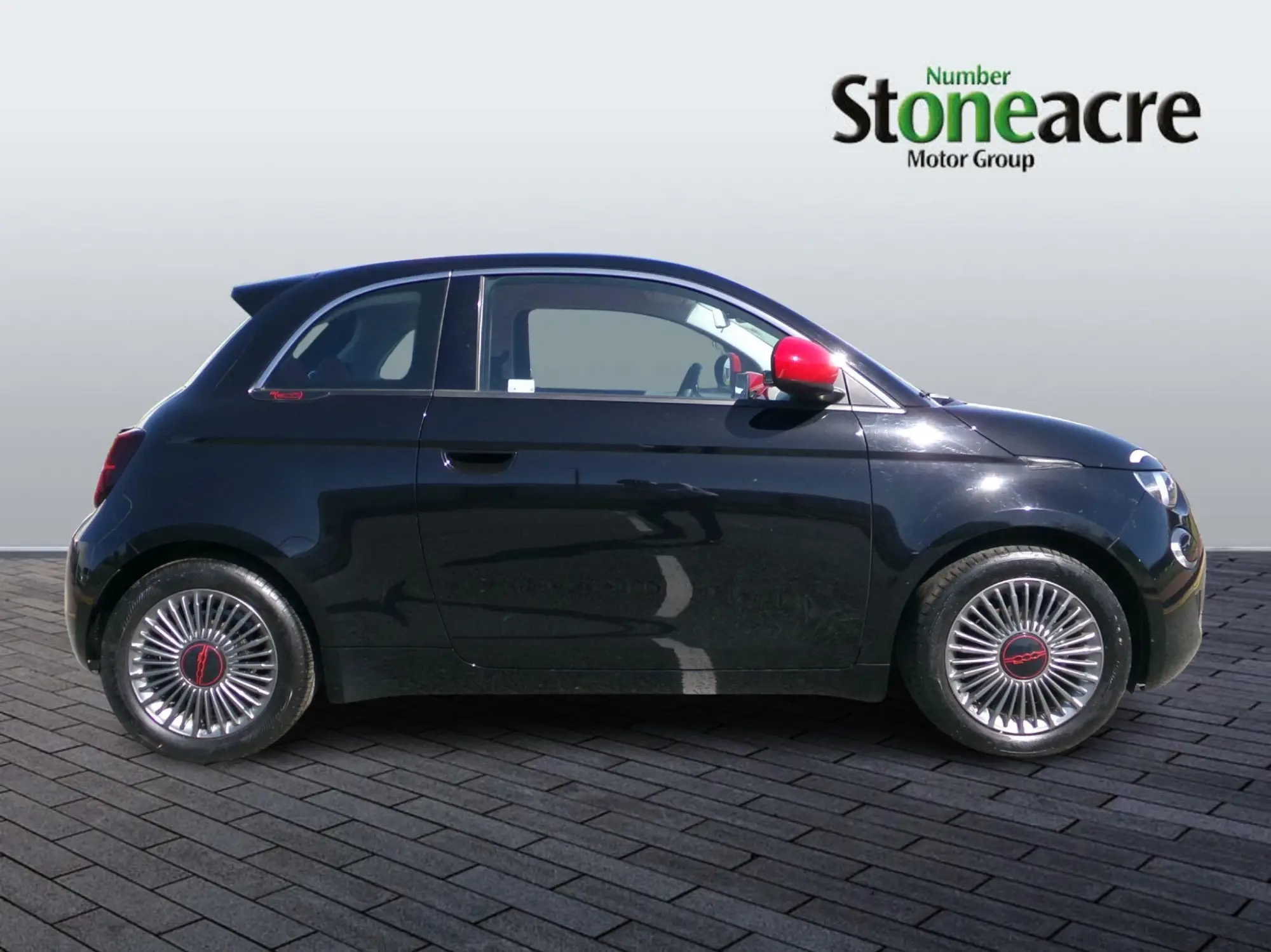 Fiat 500e 24kWh RED Auto 3dr BX22SWV Image 2