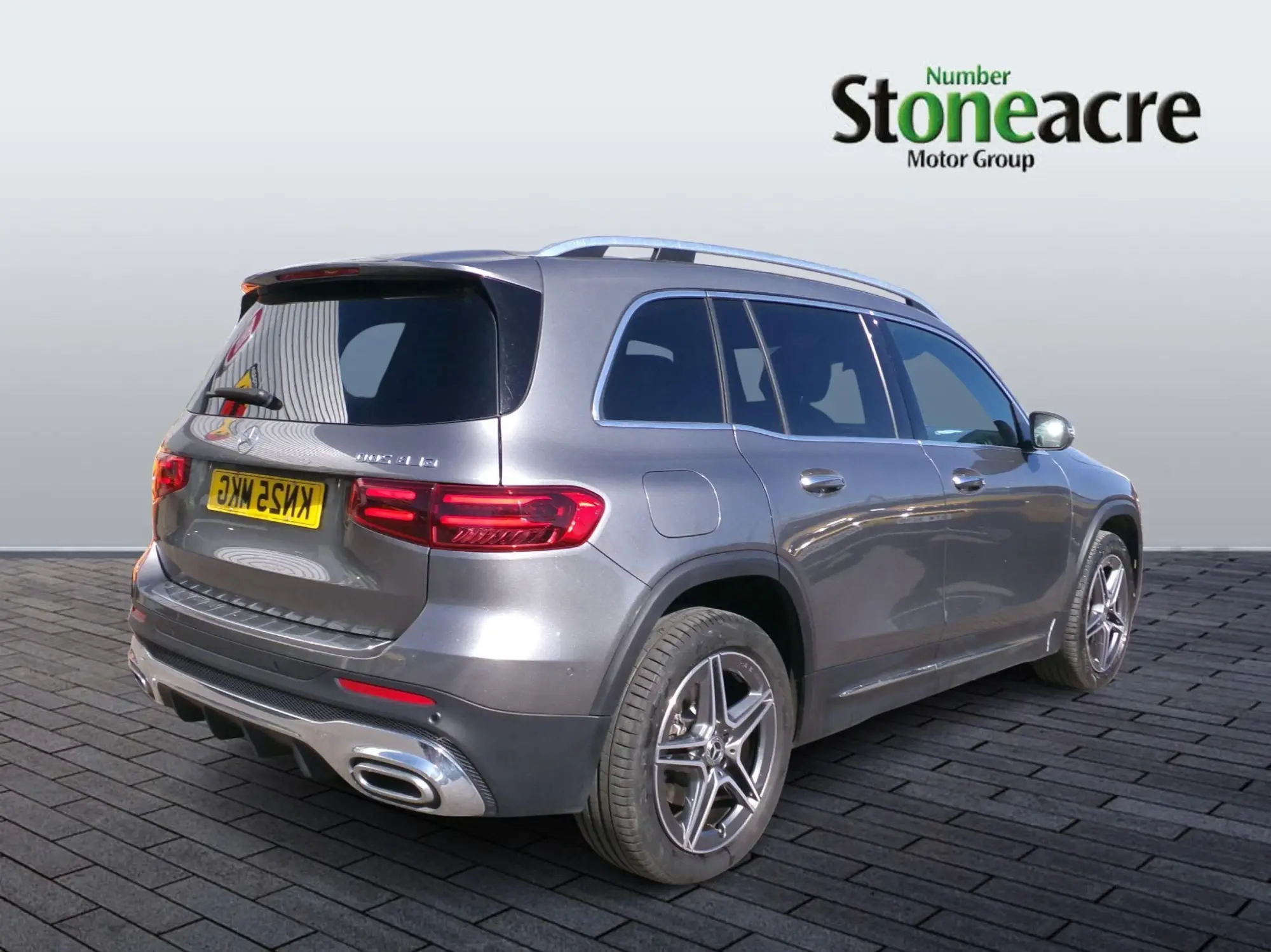 Mercedes-Benz GLB 1.3 GLB200 MHEV AMG Line (Executive) 7G-DCT Euro 6 (s/s) 5dr KN25MKG Image 3