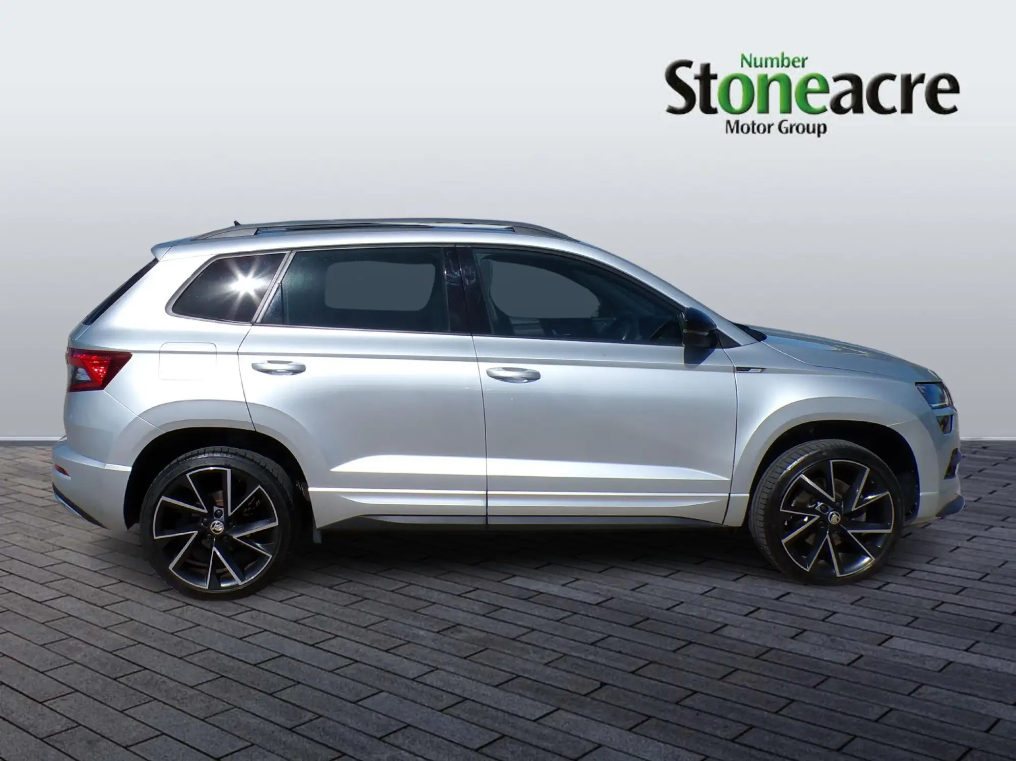 Skoda Karoq 1.5 TSI ACT SportLine DSG Euro 6 (s/s) 5dr FY71BXB Image 2