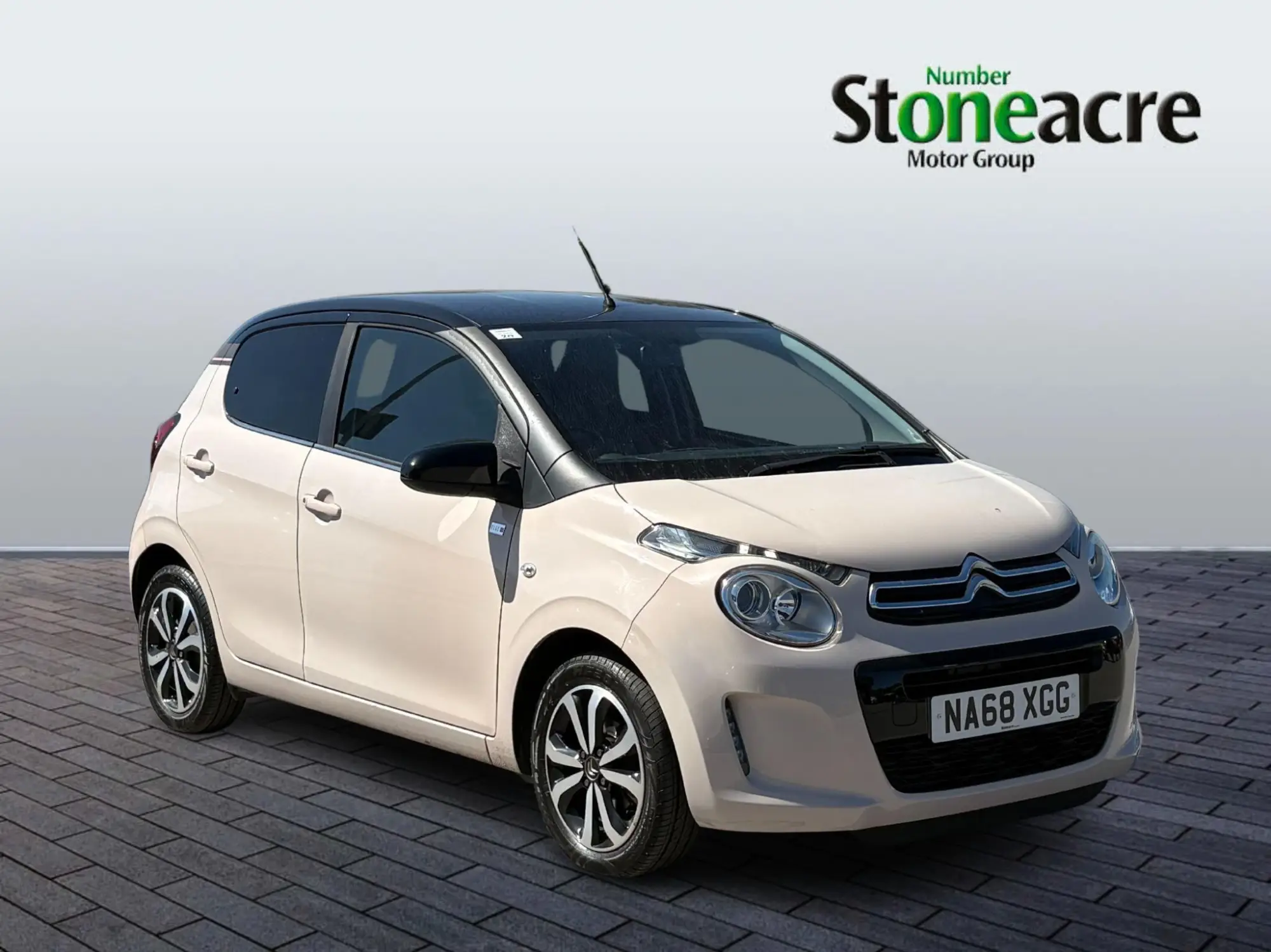 Citroen C1 1.0 VTi ELLE Euro 6 5dr NA68XGG Image 1