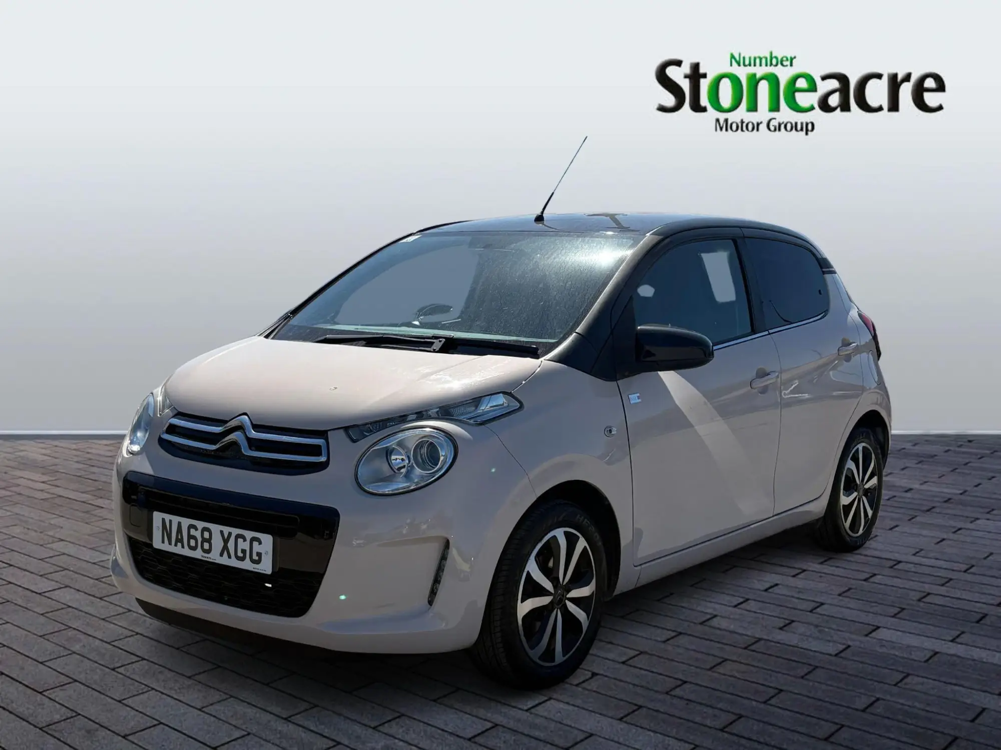 Citroen C1 1.0 VTi ELLE Euro 6 5dr NA68XGG Image 3