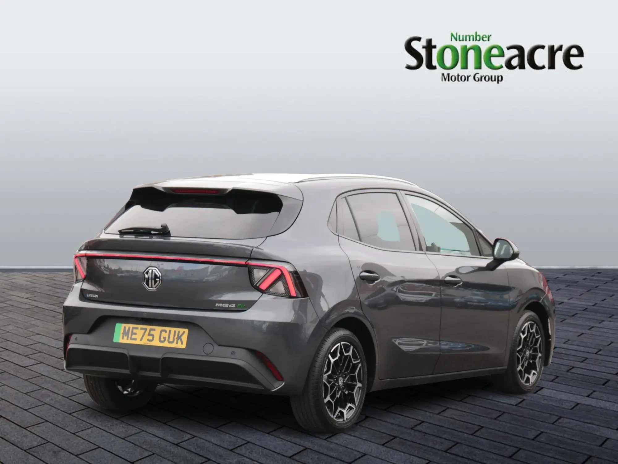 MG MG4 Urban 53.9kWh Premium Long Range Auto 5dr ME75GUK Image 3