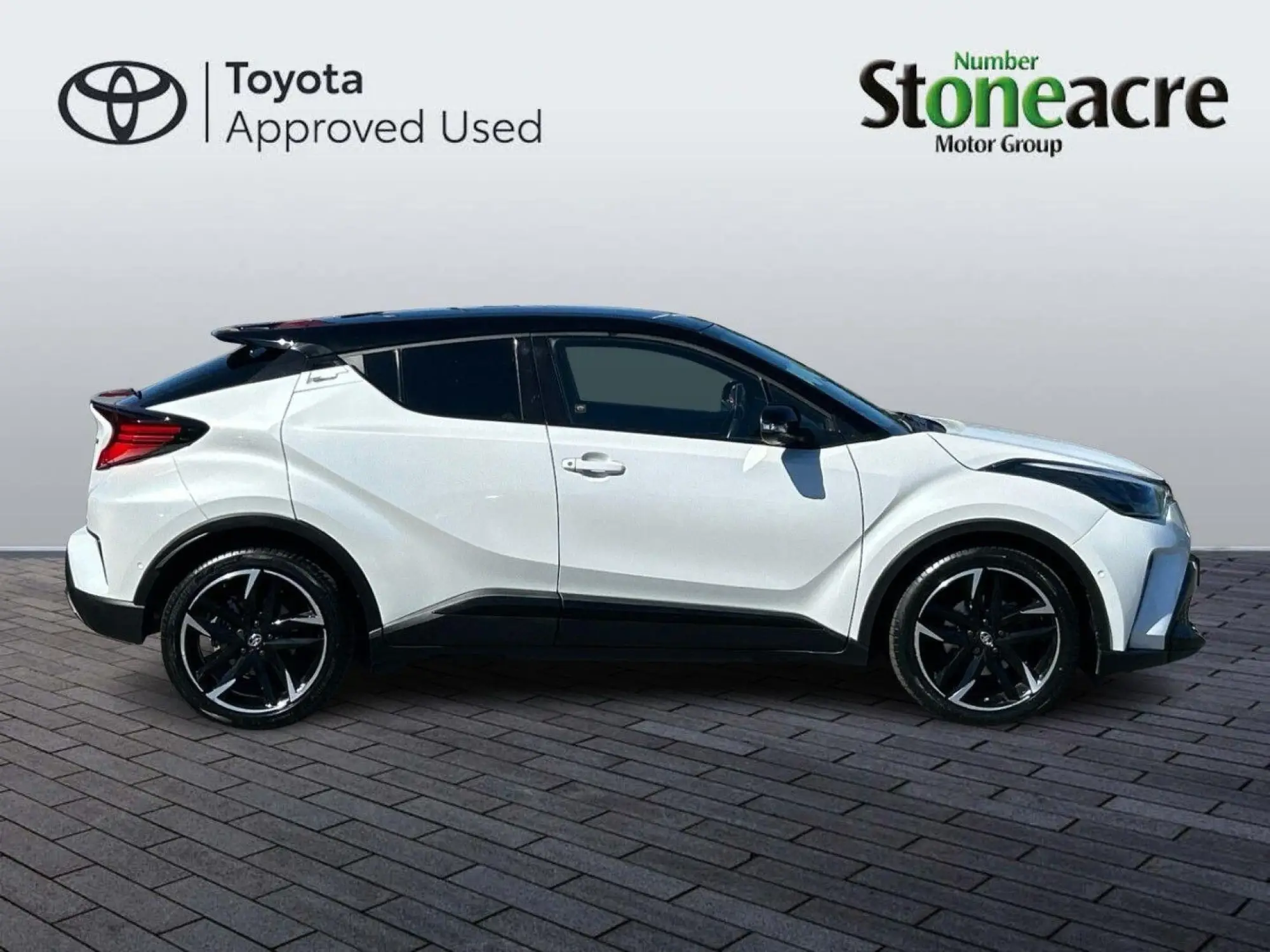 Toyota C-HR Self-Charging Hybrid Image 2