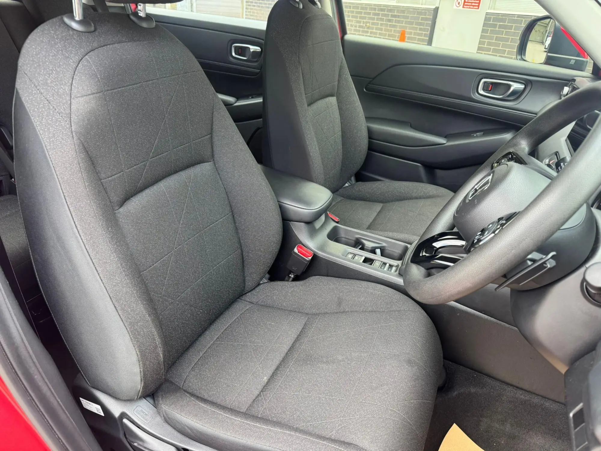 Honda HR-V Hybrid Image 12 Honda HR-V Hybrid Image 12