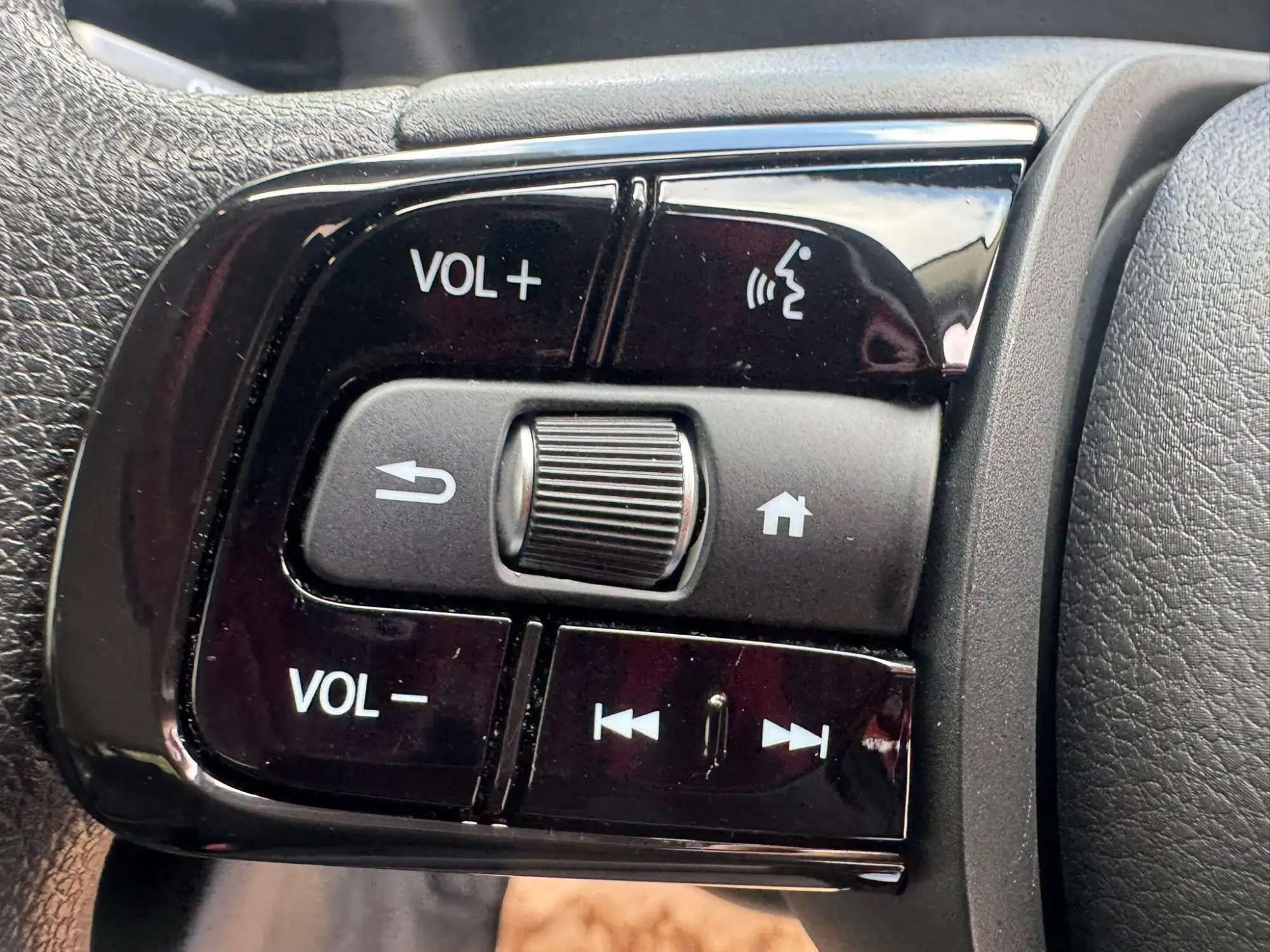 Honda HR-V Hybrid Image 17 Honda HR-V Hybrid Image 17