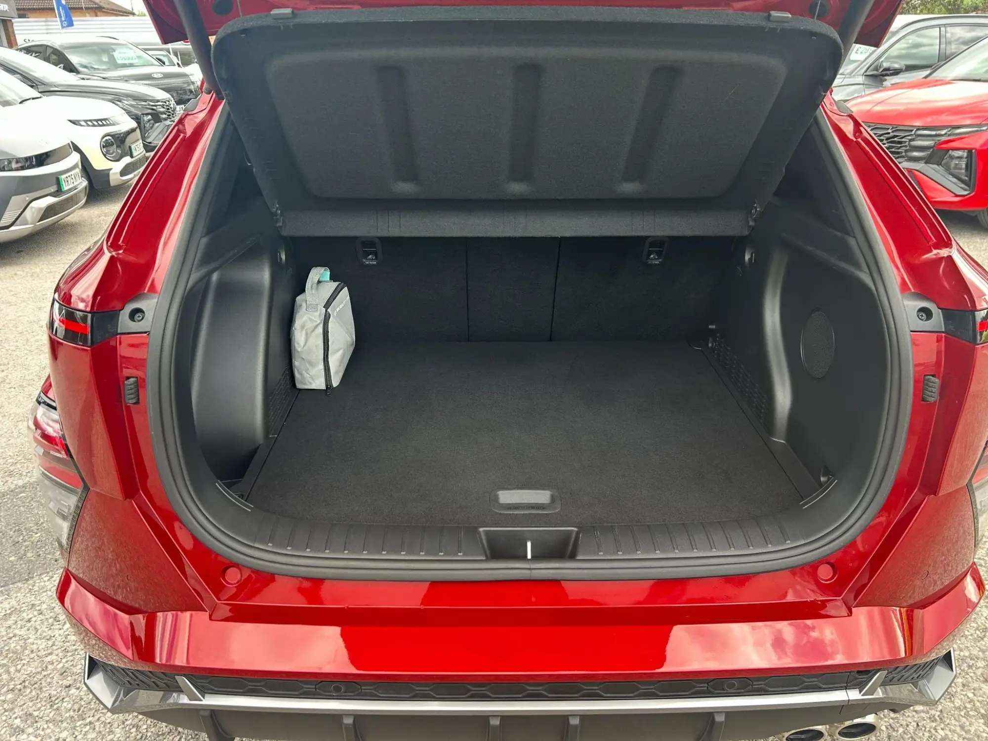 Hyundai KONA Hybrid Image 9 Hyundai KONA Hybrid Image 9