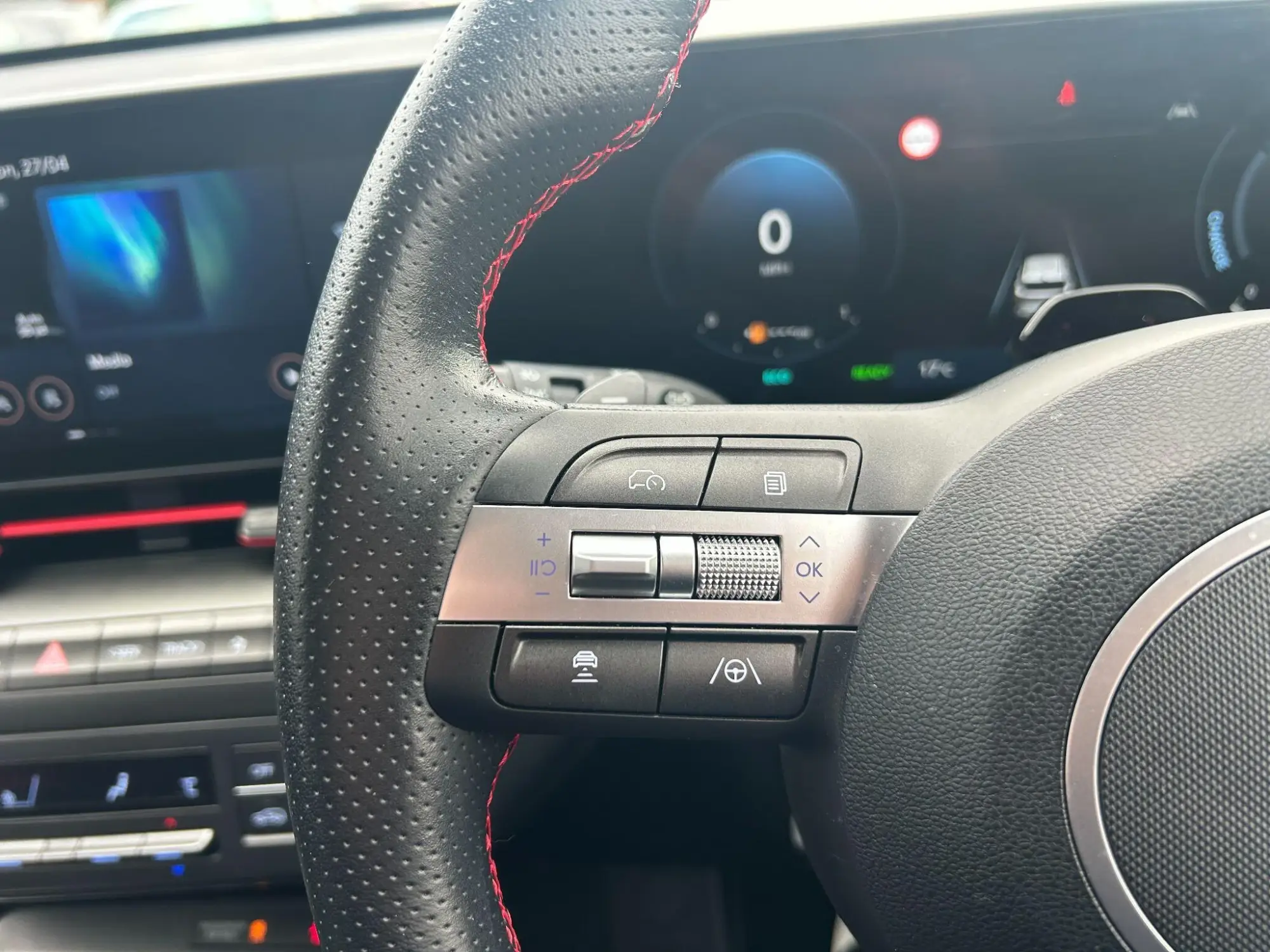 Hyundai KONA Hybrid Image 18 Hyundai KONA Hybrid Image 18