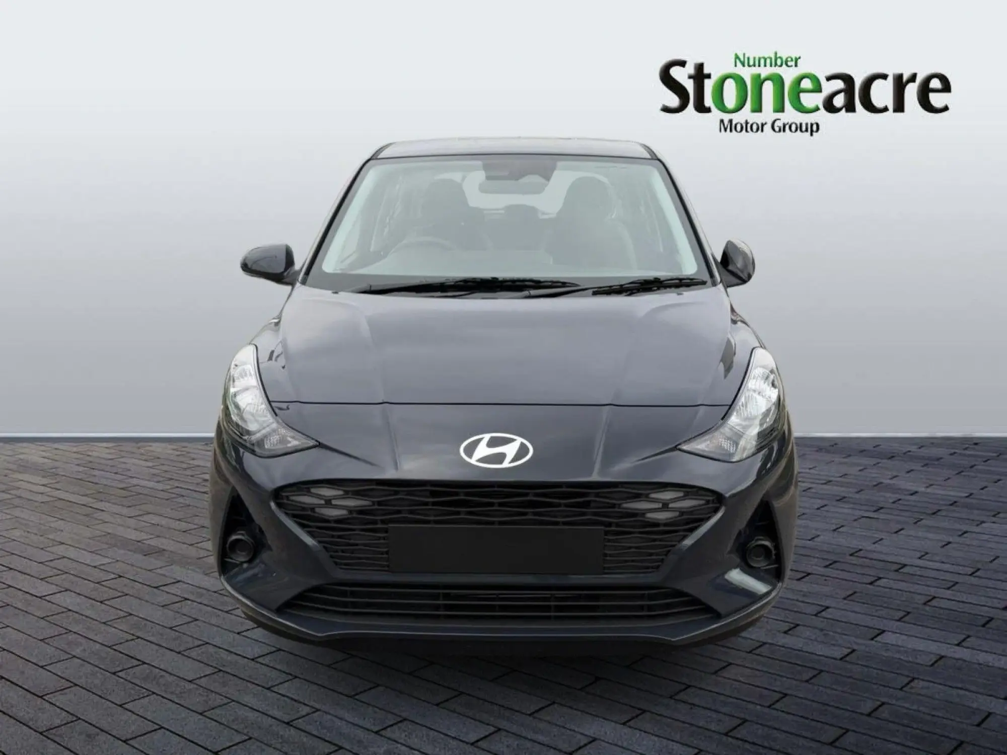 Hyundai i10 Image 2