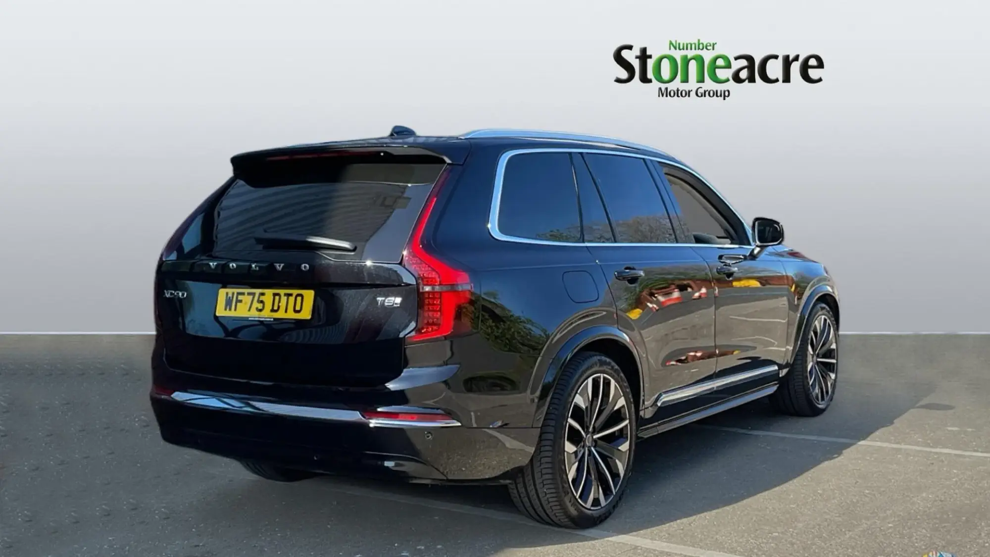 Volvo XC90 Plug-In Hybrid 2.0 T8 18.8kWh Ultra Bright Auto 4WD Euro 6 (s/s) 5dr WF75DTO Image 2