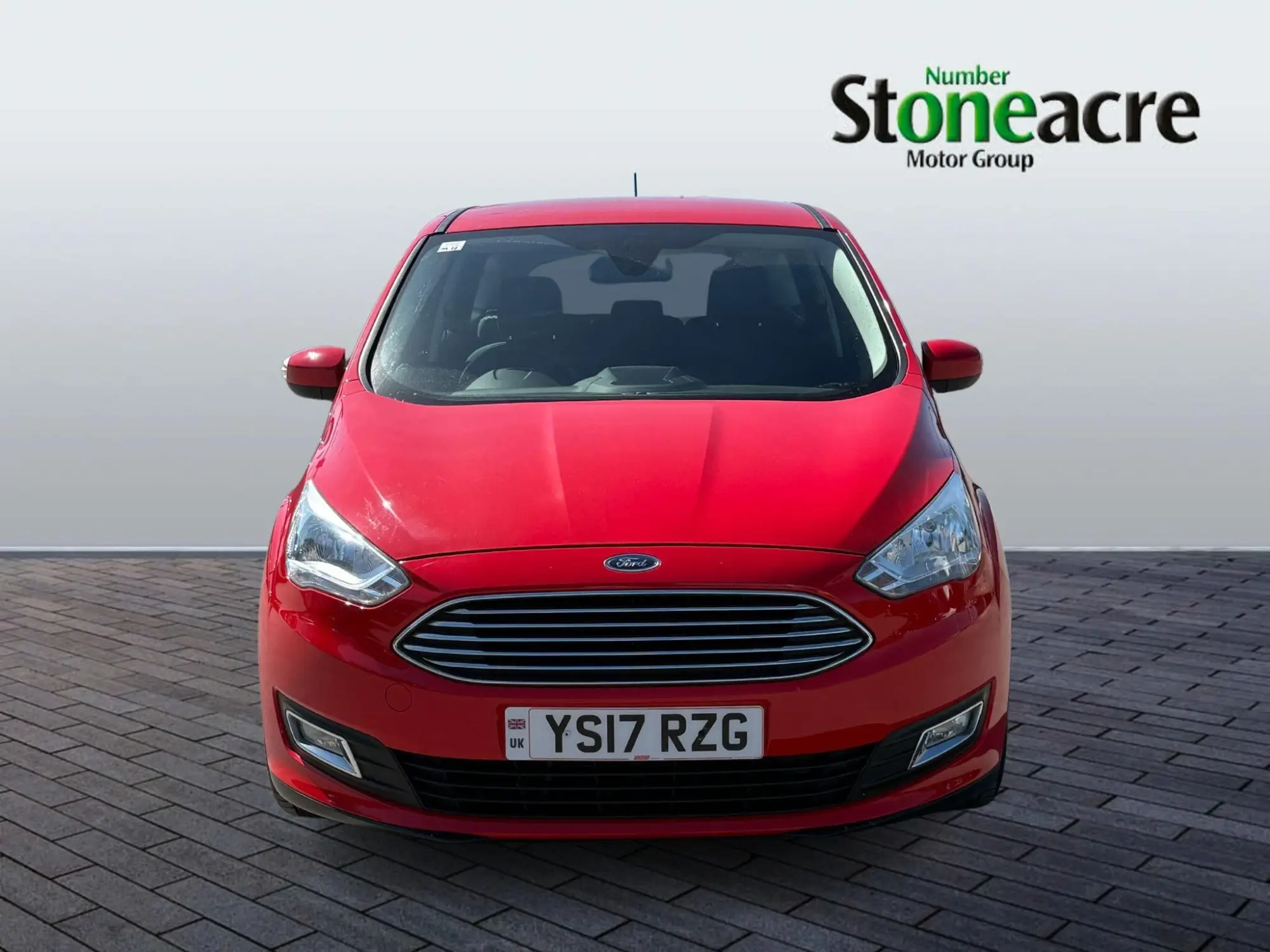 Ford C-Max 1.0T EcoBoost Titanium Euro 6 (s/s) 5dr YS17RZG Image 2