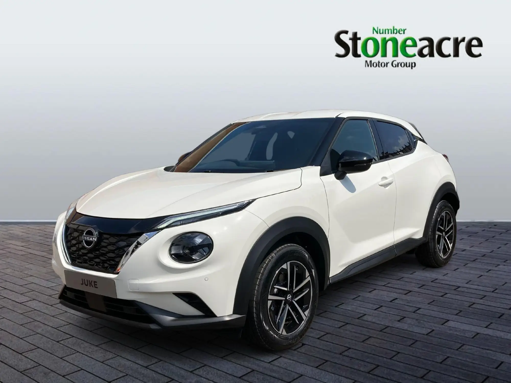 Nissan Juke Hybrid Image 3