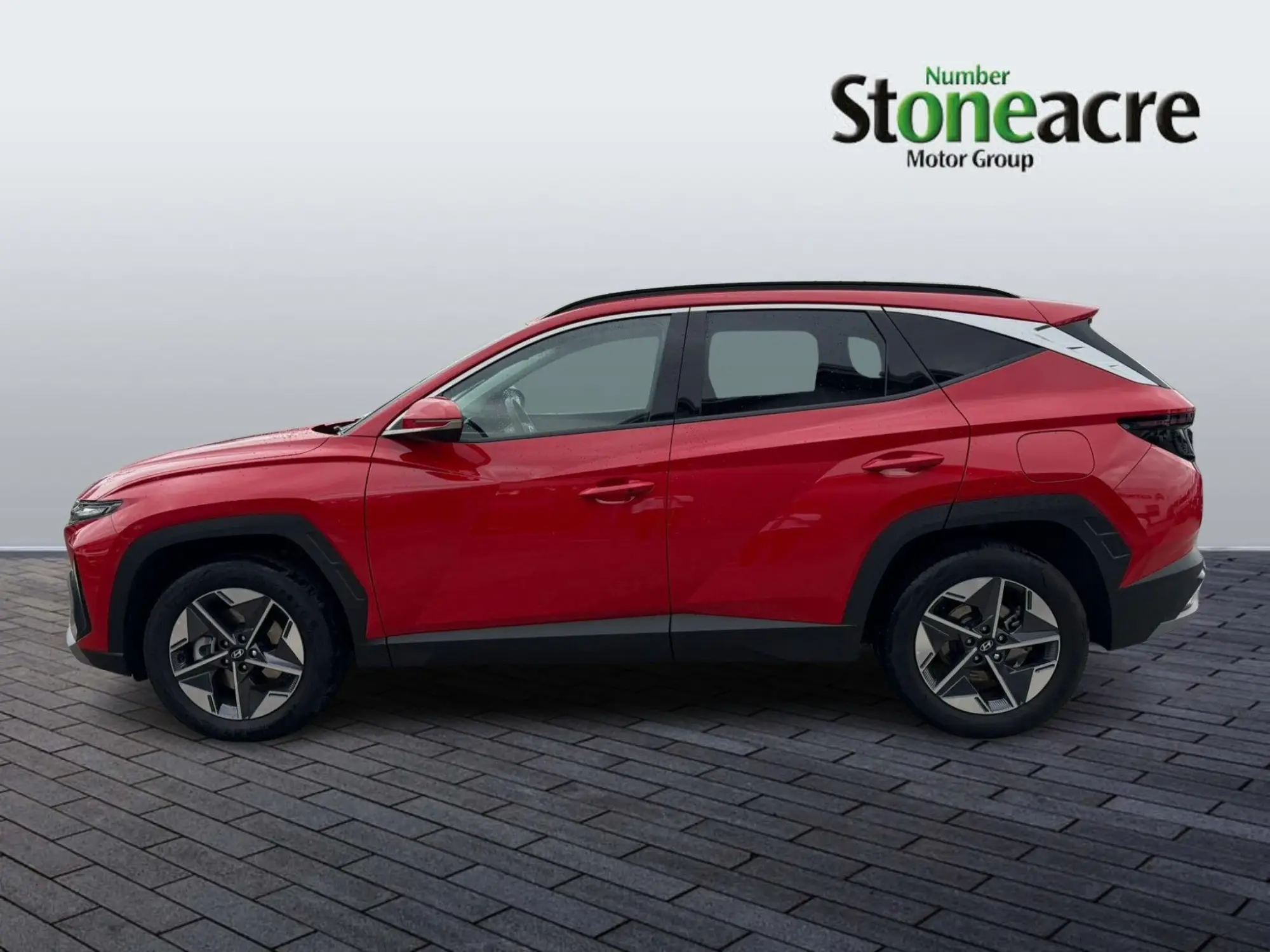 Hyundai TUCSON Image 4 Hyundai TUCSON Image 4