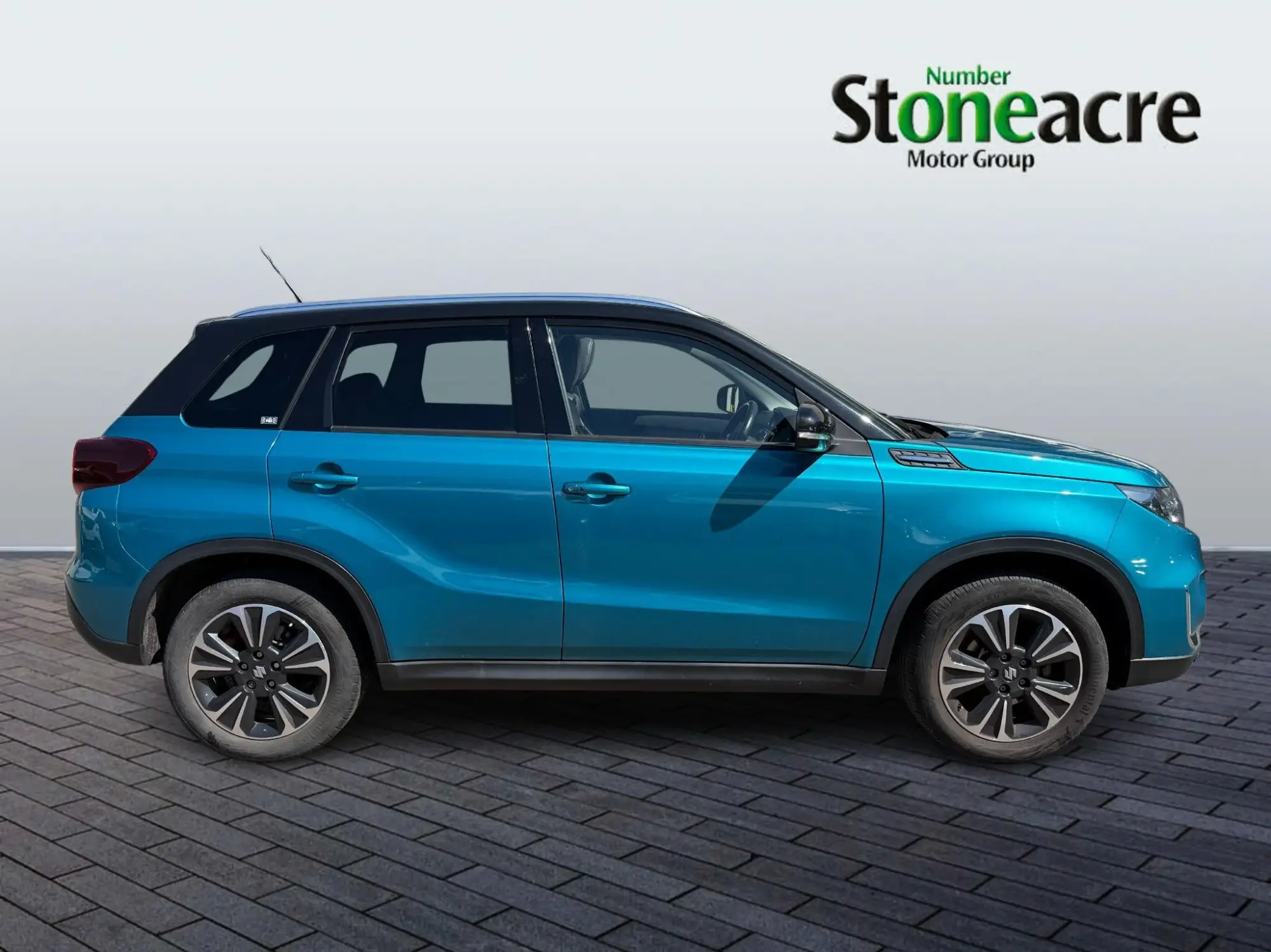 Suzuki Vitara Image 2