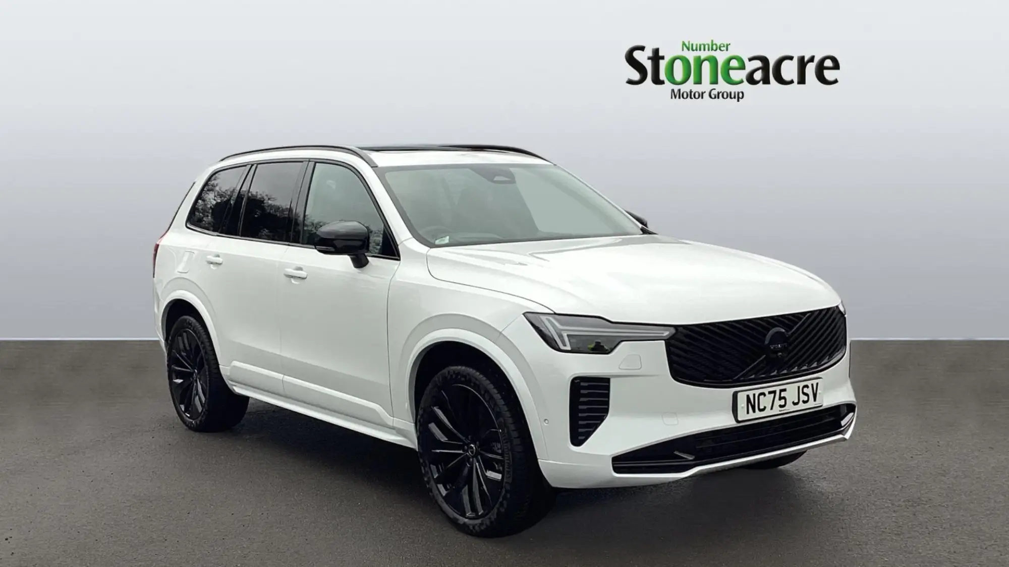 Volvo XC90 2.0 B5 MHEV Ultra Black Edition Auto 4WD Euro 6 (s/s) 5dr NC75JSV Image 1